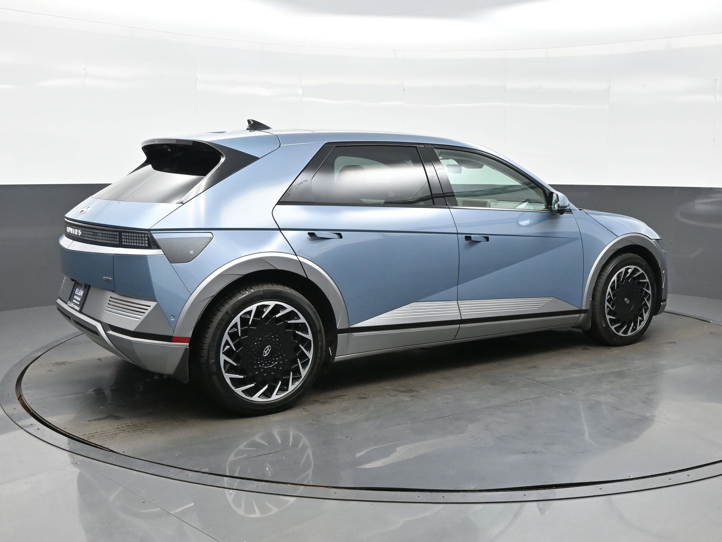 2024 Hyundai IONIQ 5 Limited - Photo 6