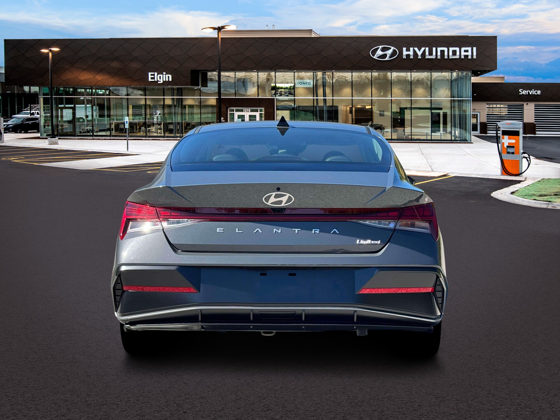 2026 Hyundai Elantra Limited - Photo 9