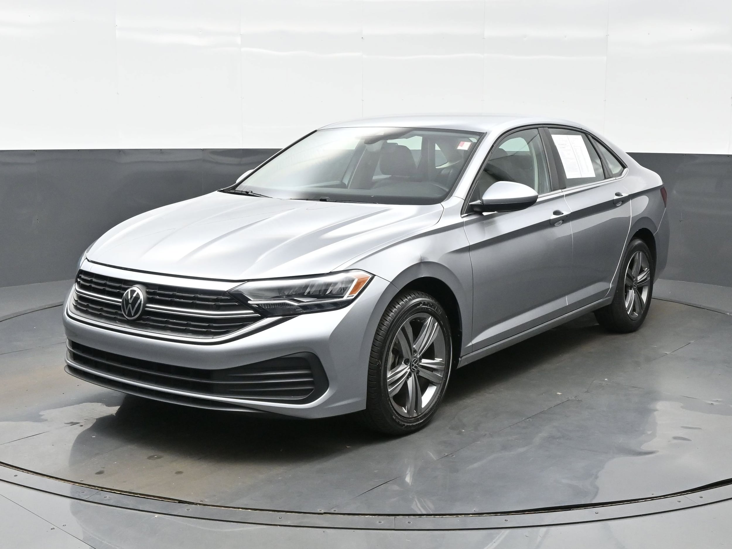 Used 2022 Volkswagen Jetta SE with VIN 3VWEM7BU6NM000394 for sale in Bartlett, IL