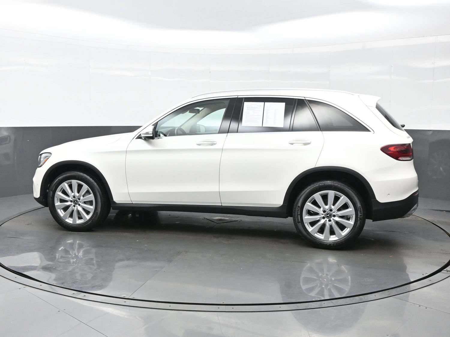 2020 Mercedes-Benz GLC GLC300 - Photo 3