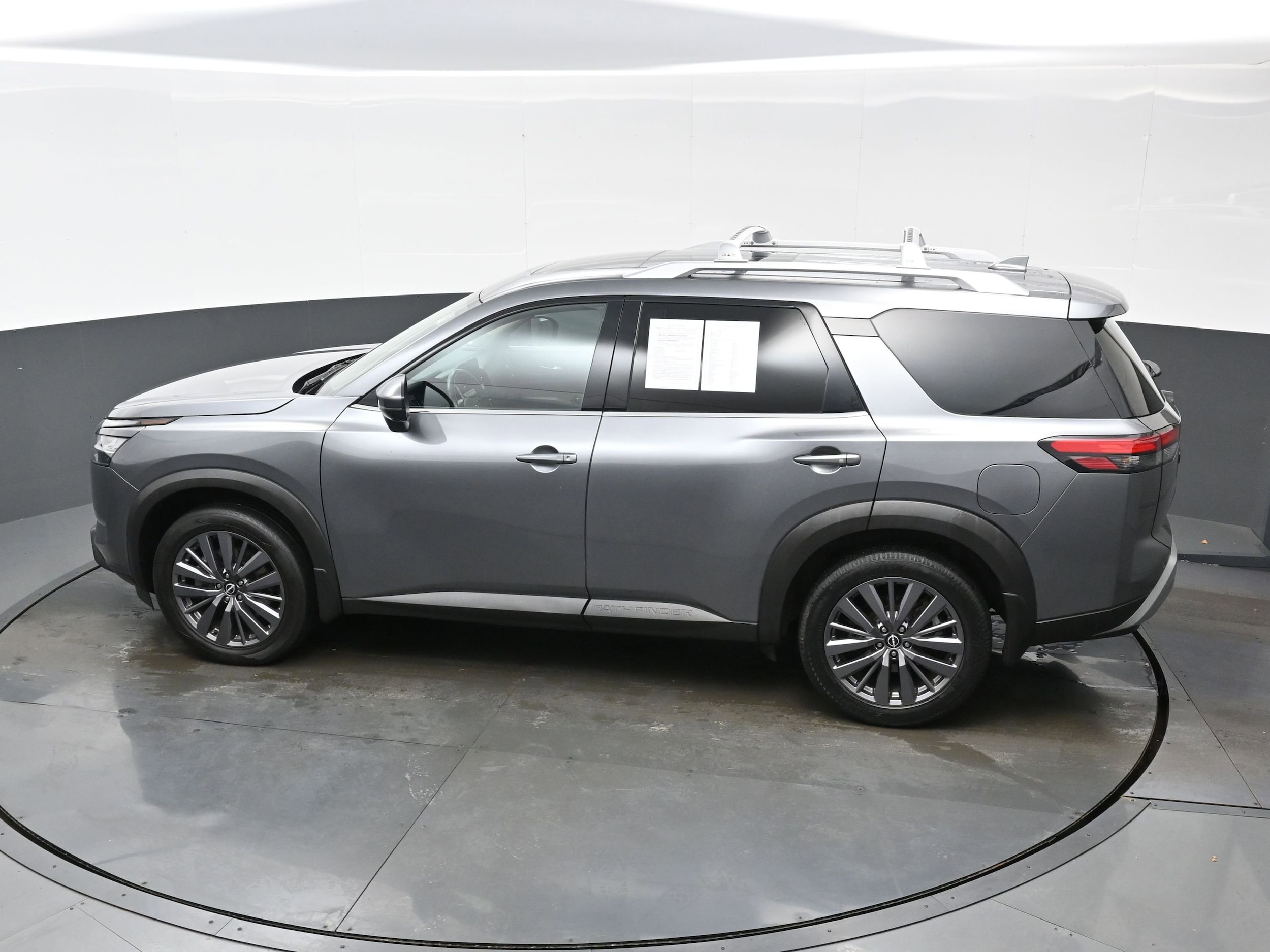 2023 Nissan Pathfinder SL - Photo 37