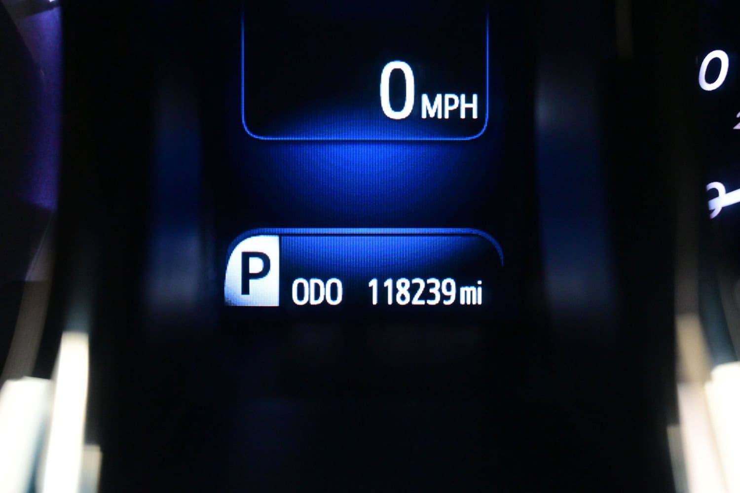 2014 Toyota Avalon Limited Hybrid - Photo 25