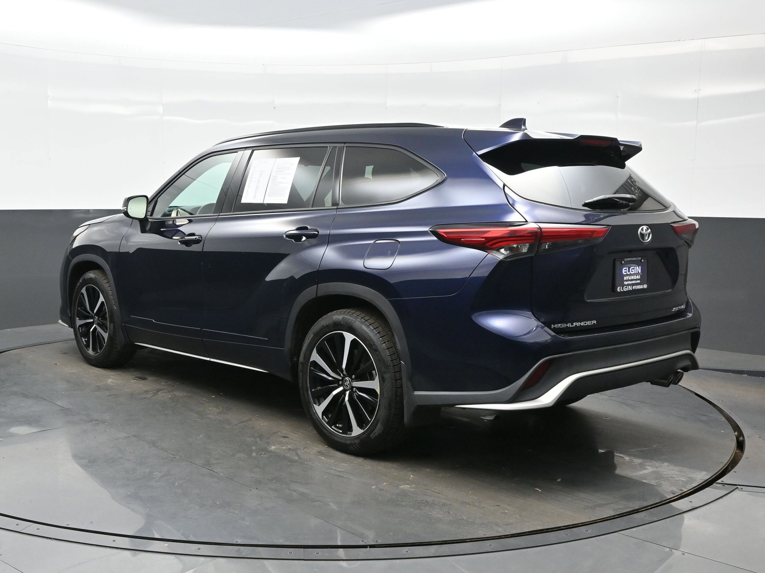 2022 Toyota Highlander XSE photo 4