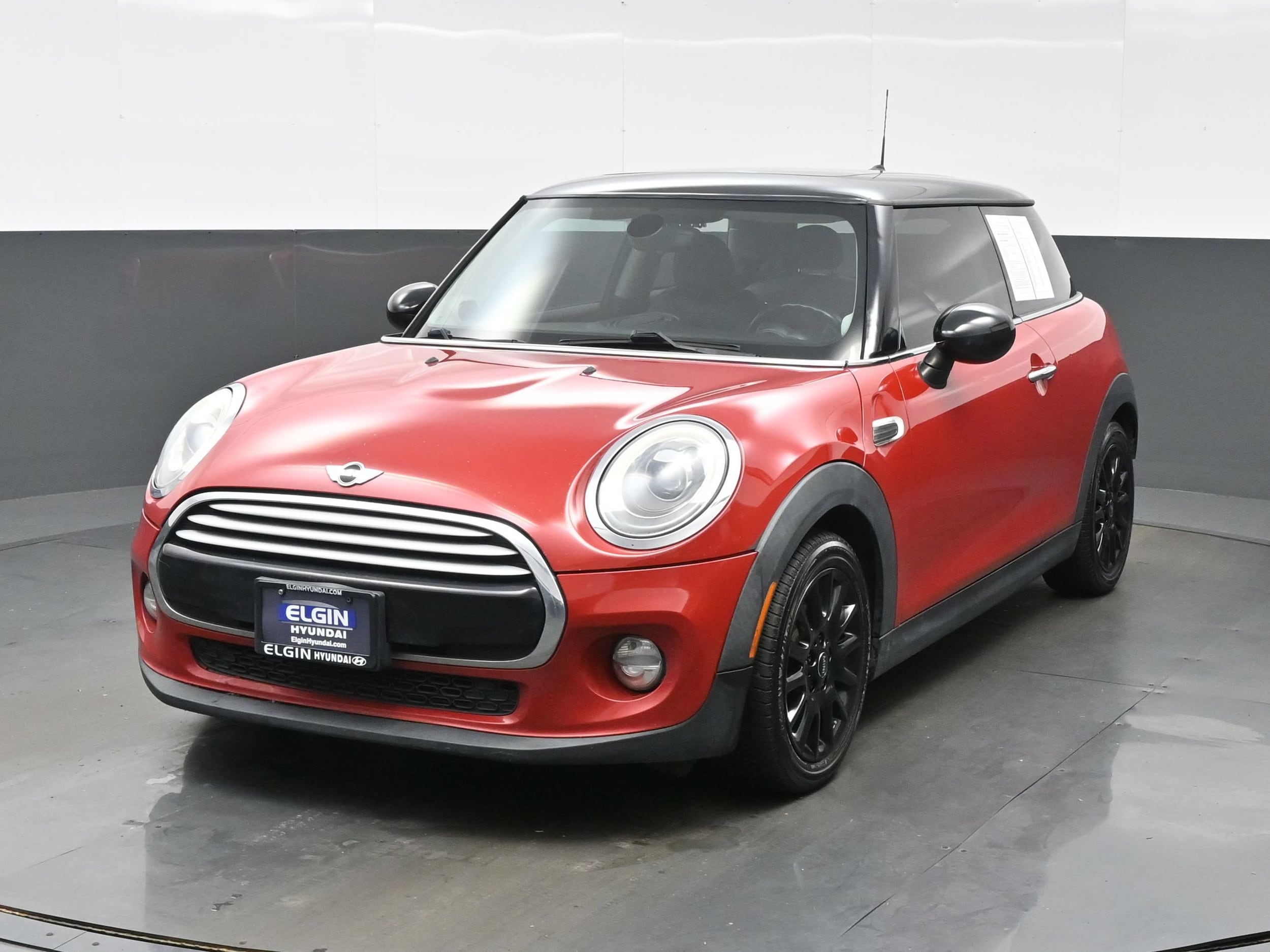 2015 MINI Cooper -'s photo