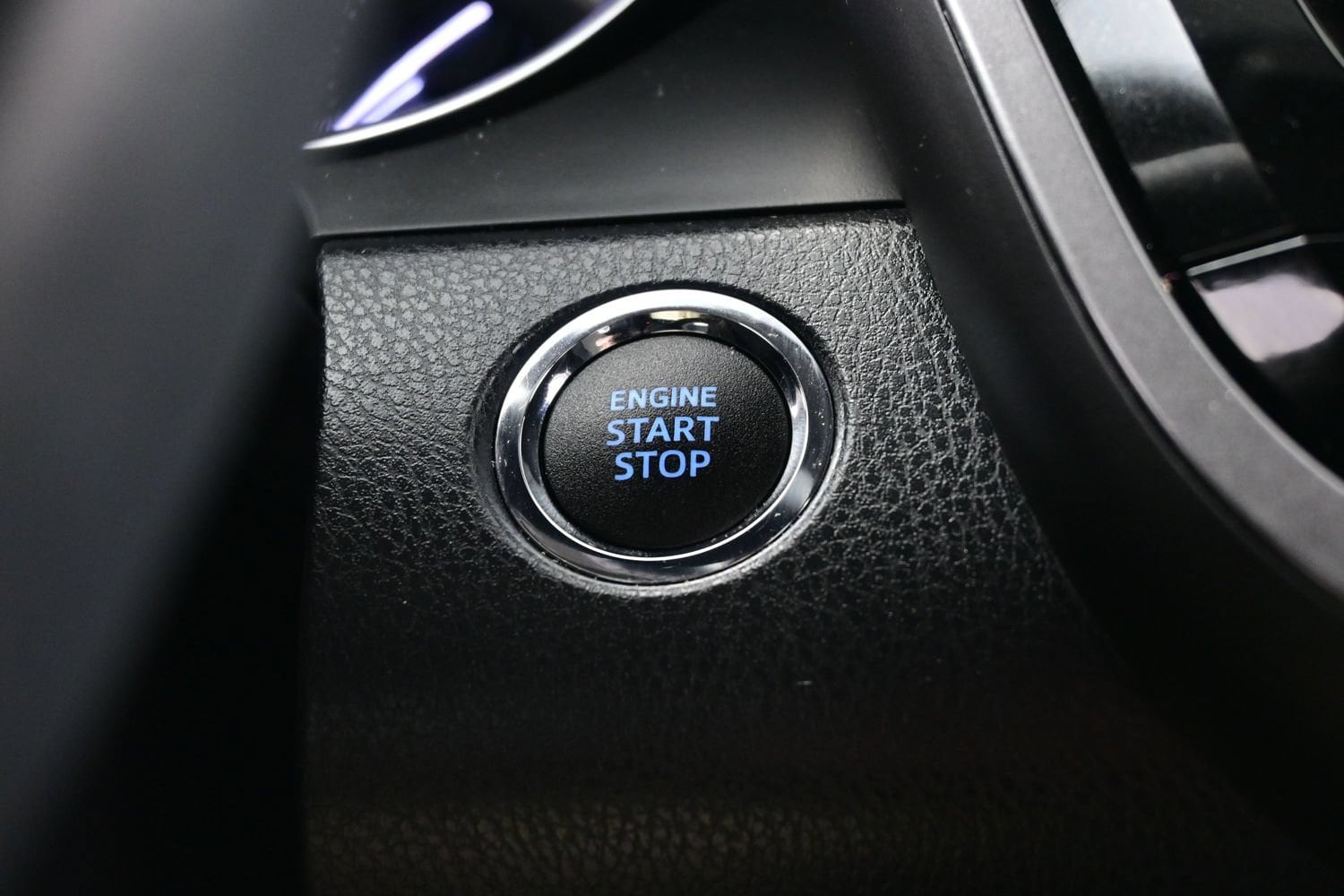 2021 Toyota Camry LE - Photo 23