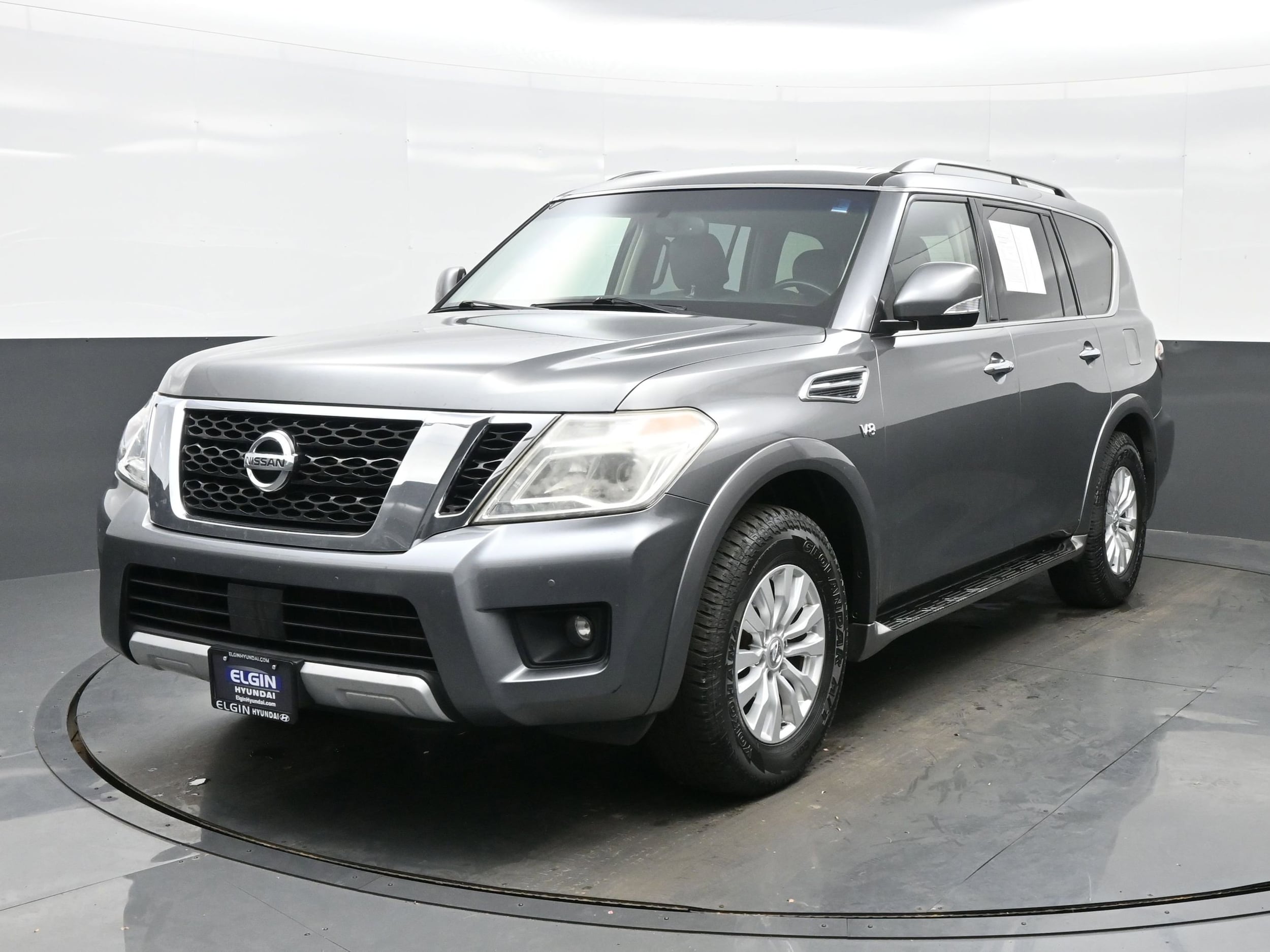 2017 Nissan Armada SV's photo