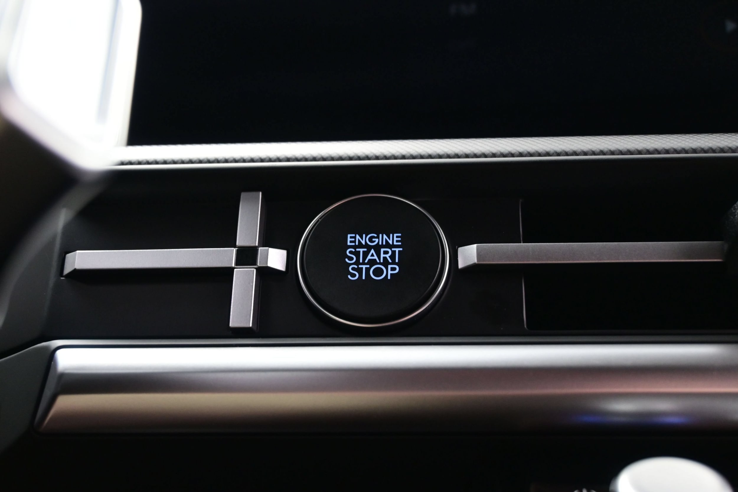 2025 Hyundai Santa Fe SEL - Photo 22