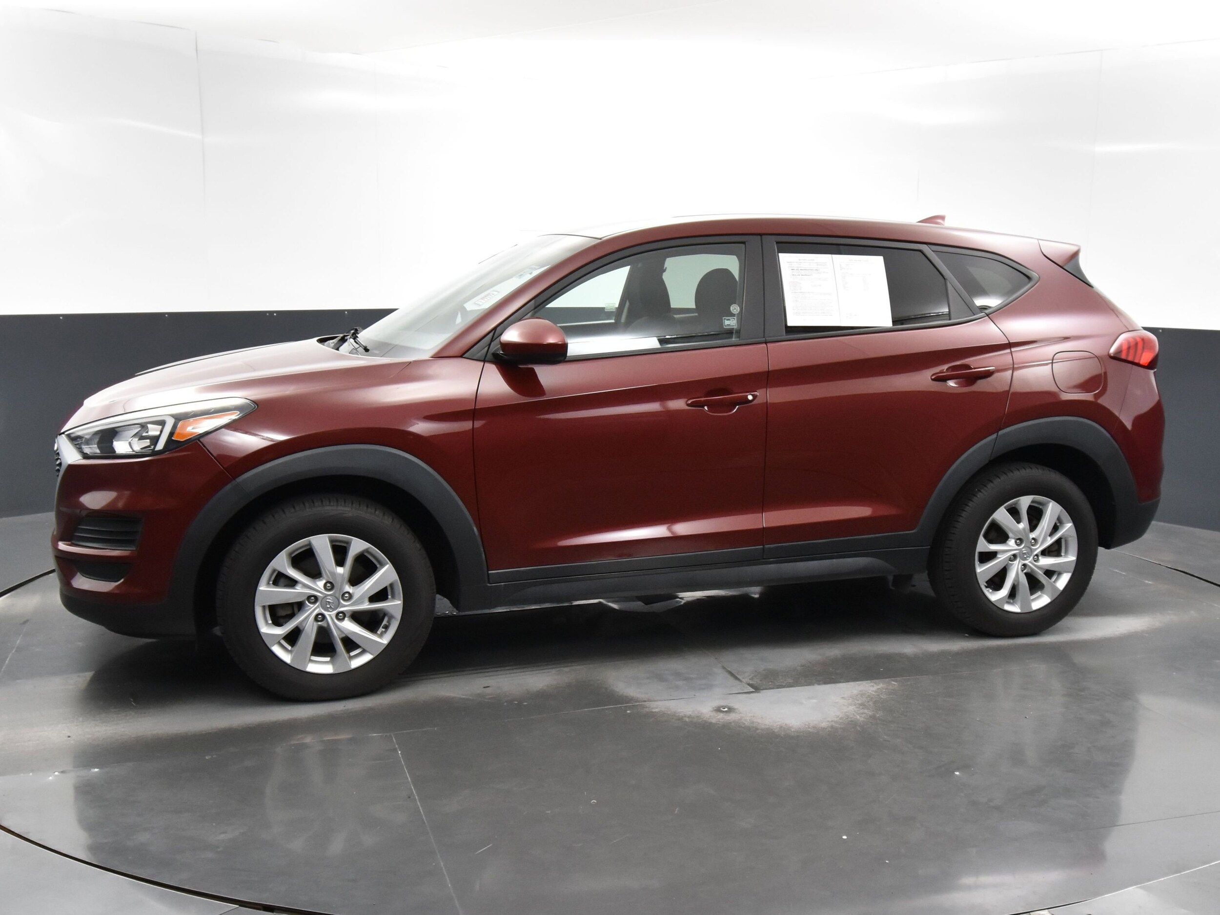 2020 Hyundai Tucson SE photo 2