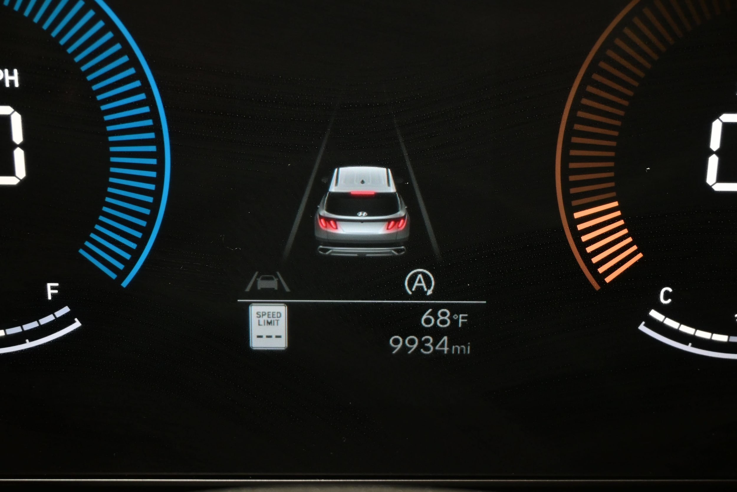2025 Hyundai Tucson SEL - Photo 25