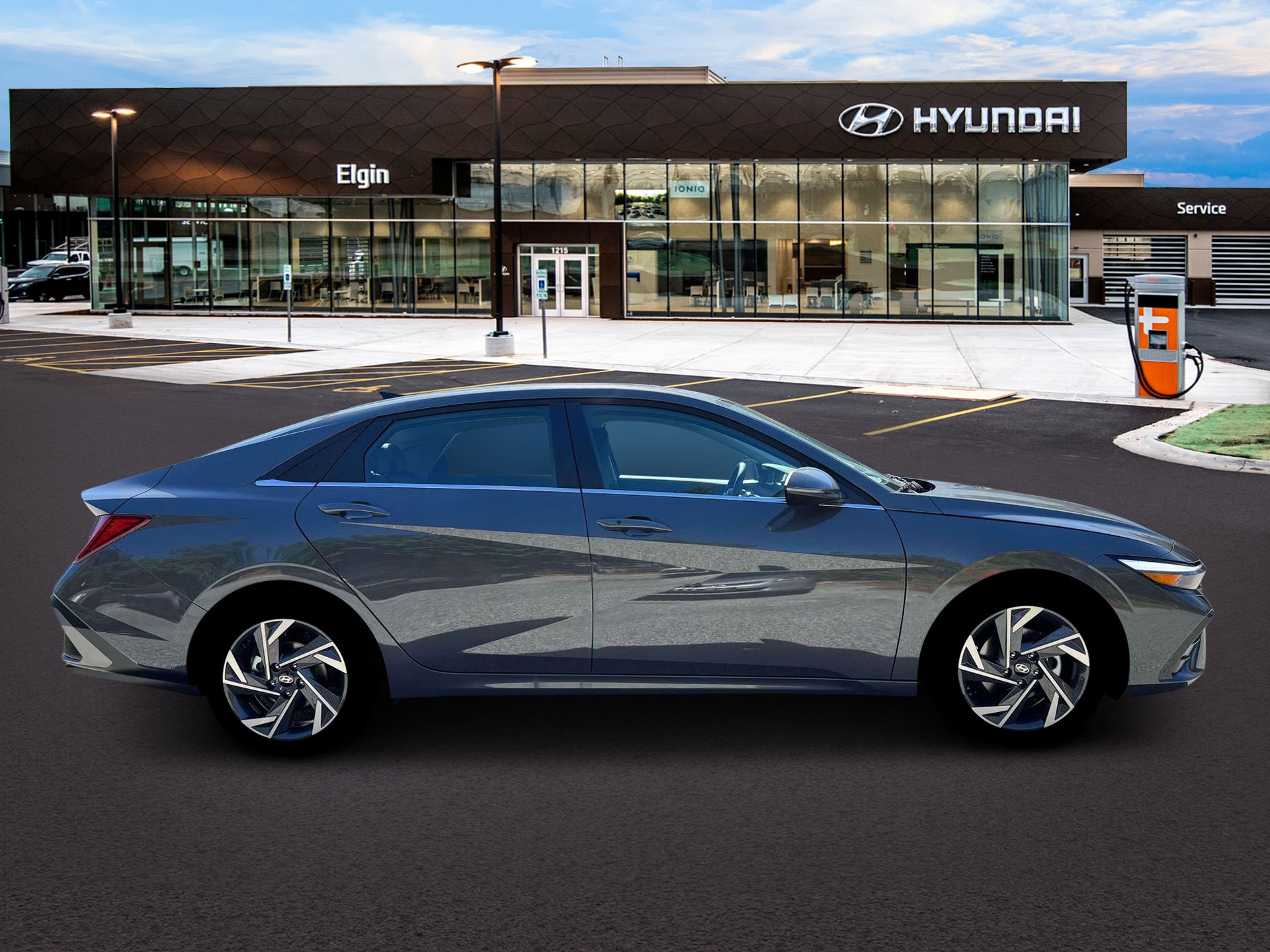 2026 Hyundai Elantra Limited - Photo 8