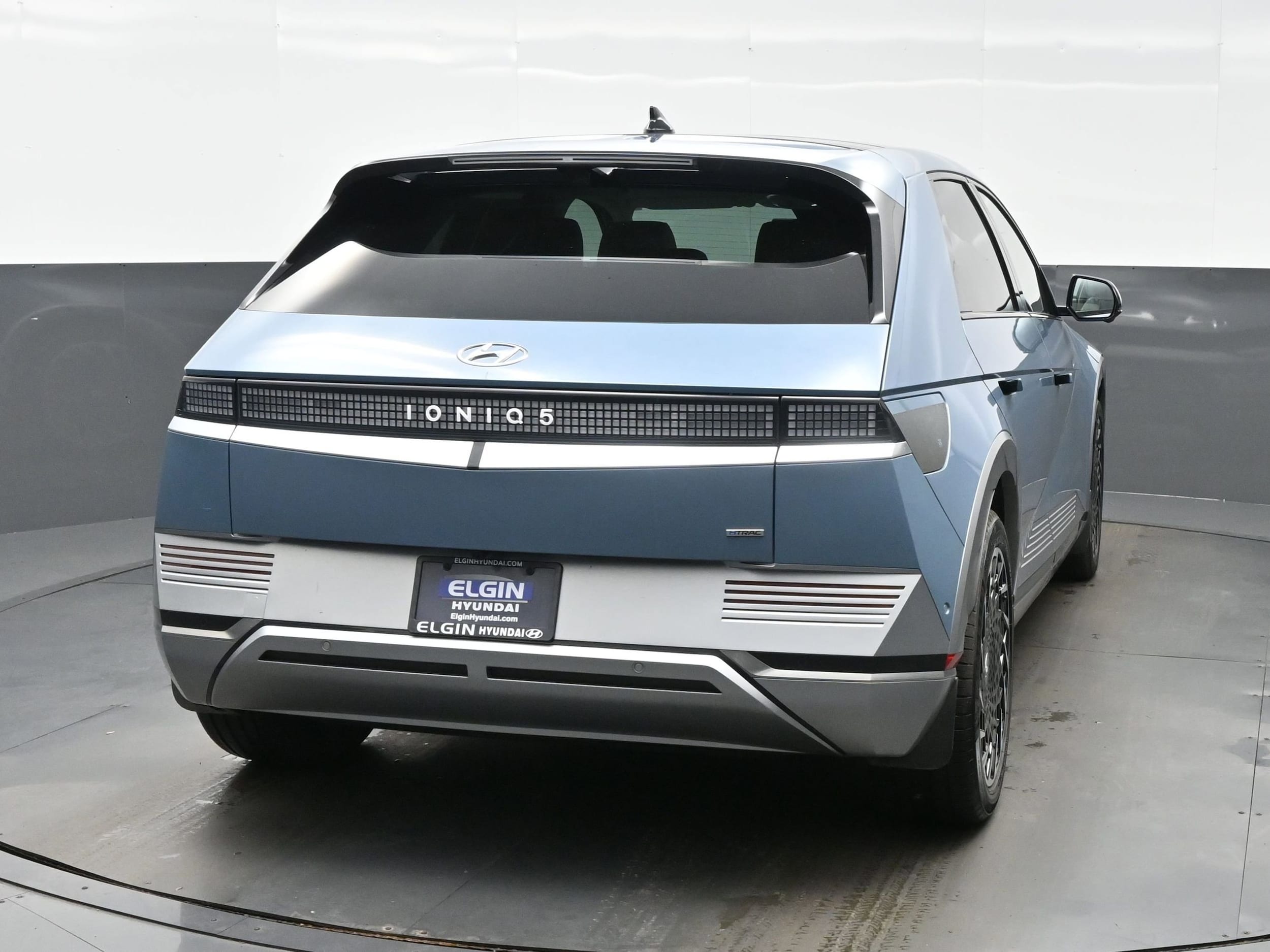 2024 Hyundai IONIQ 5 Limited - Photo 5