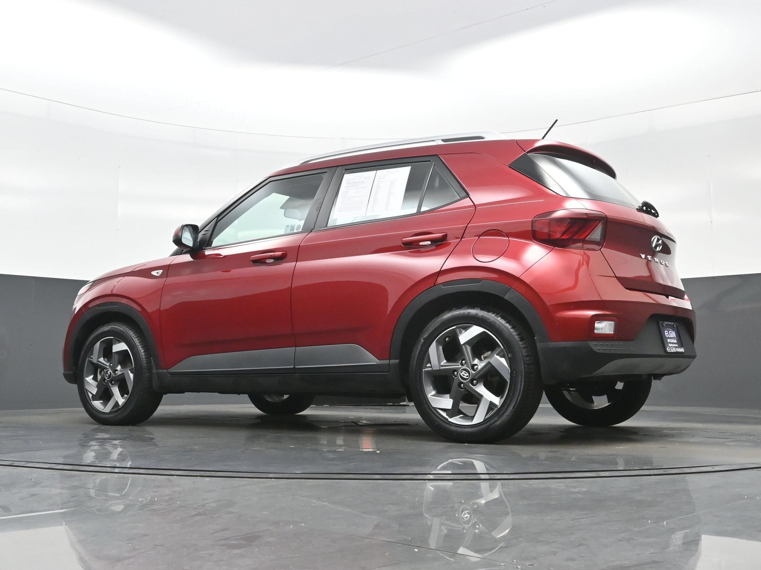 2024 Hyundai Venue Limited - Photo 28