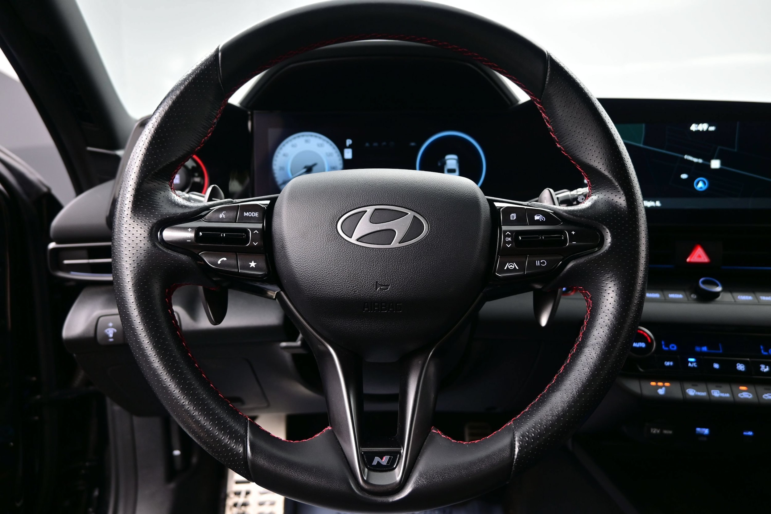 2025 Hyundai Elantra N Line - Photo 24