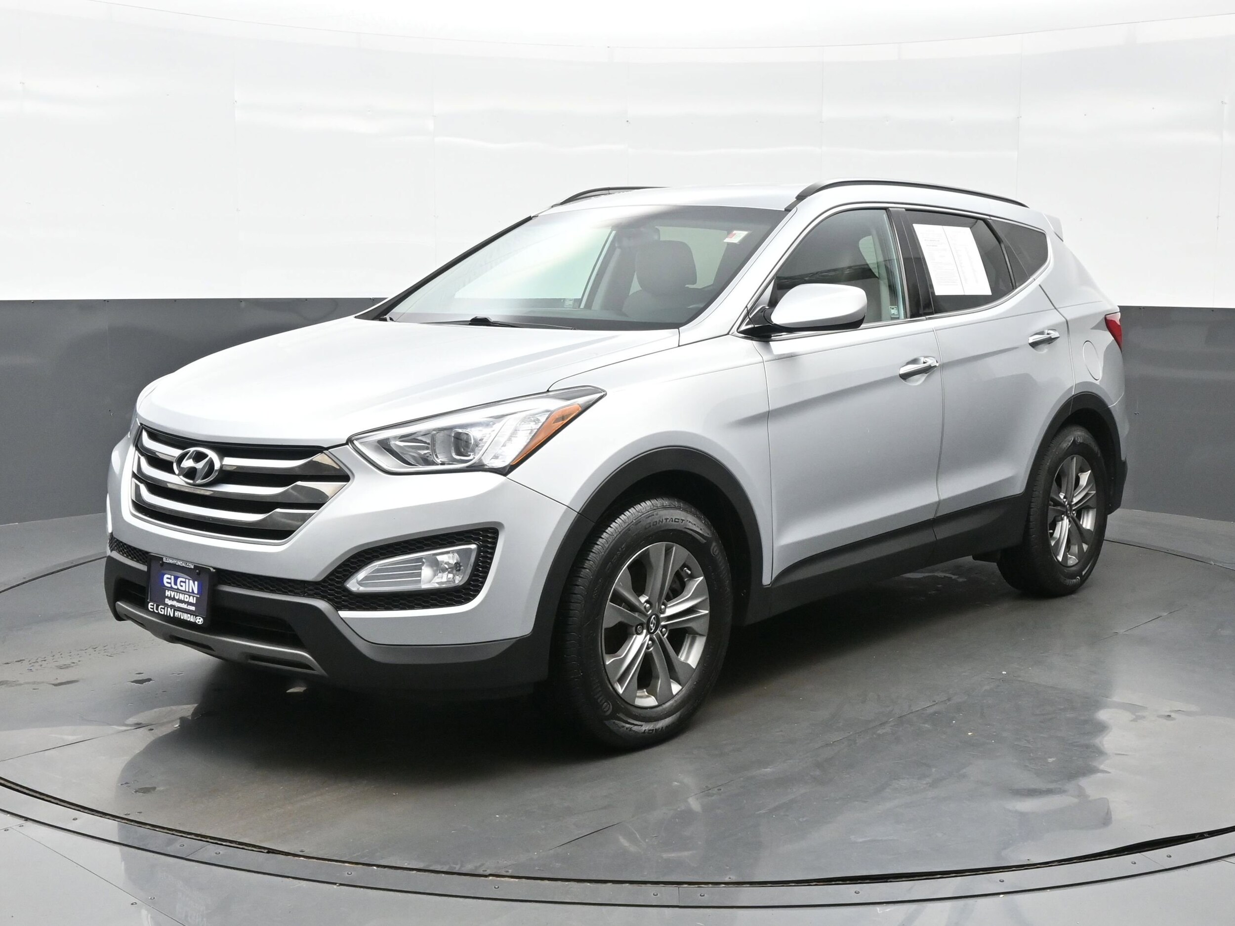 2016 Hyundai Santa Fe Sport Base photo 2