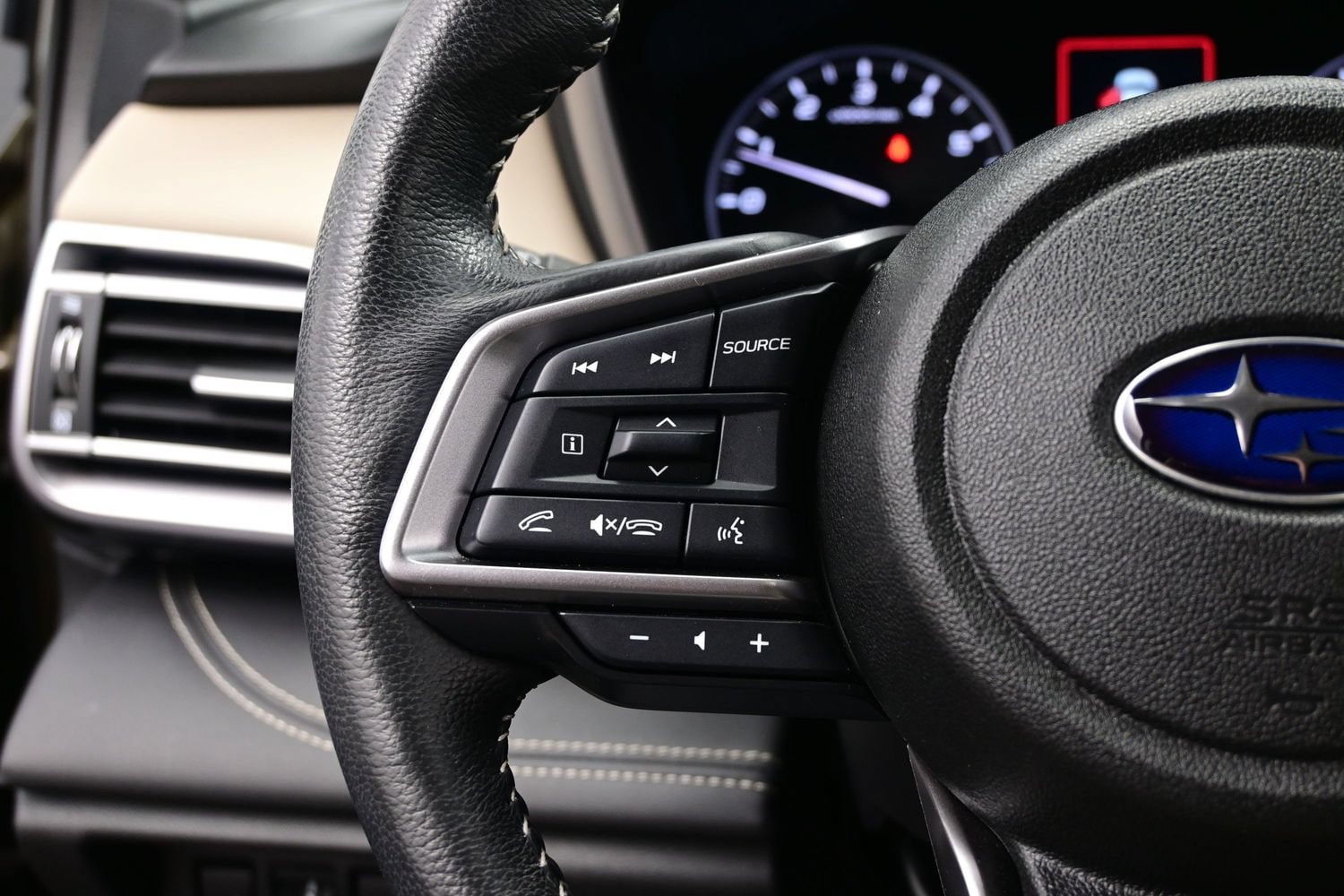 2024 Subaru Outback Limited - Photo 26