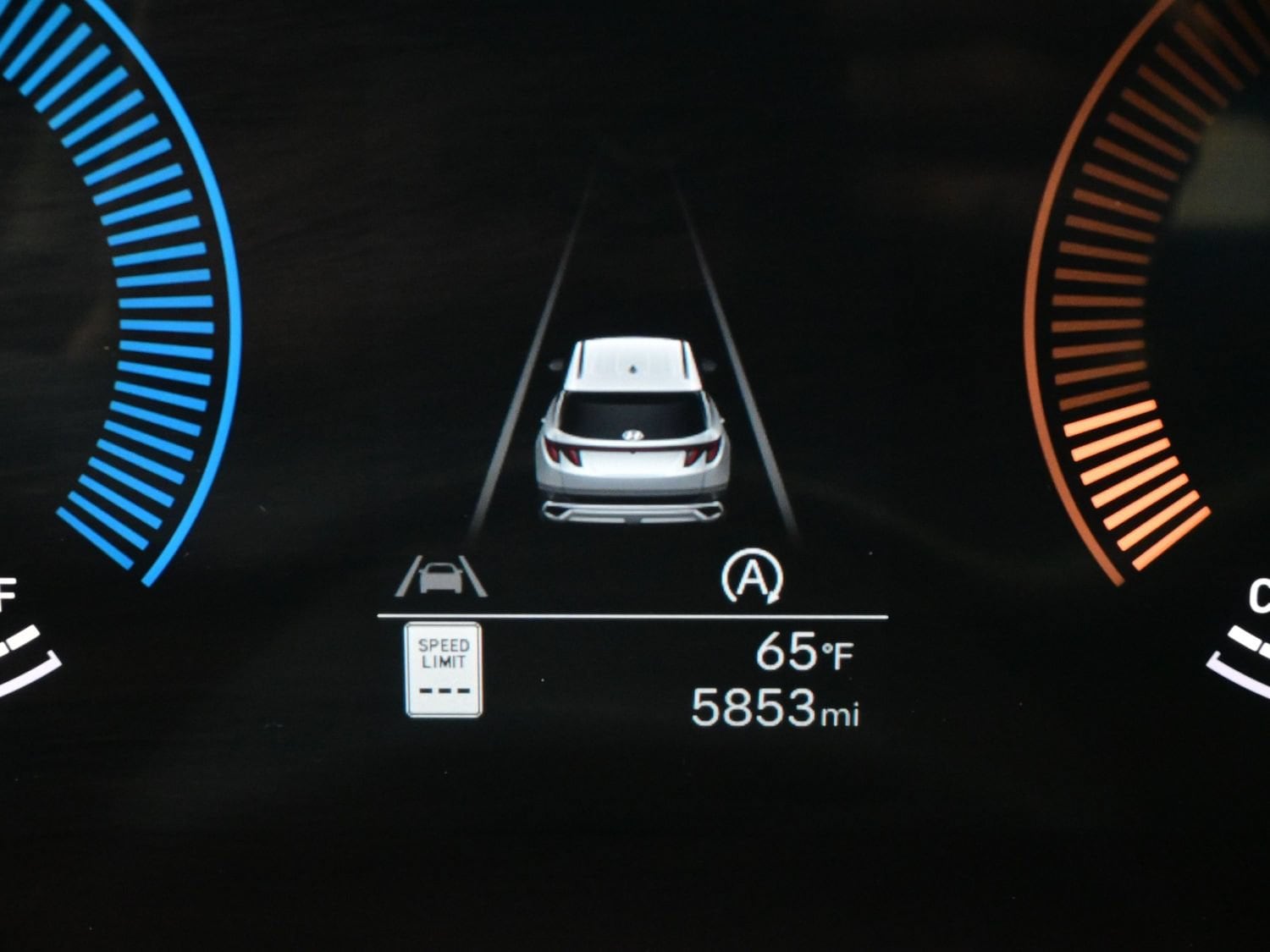 2026 Hyundai Tucson SE - Photo 24