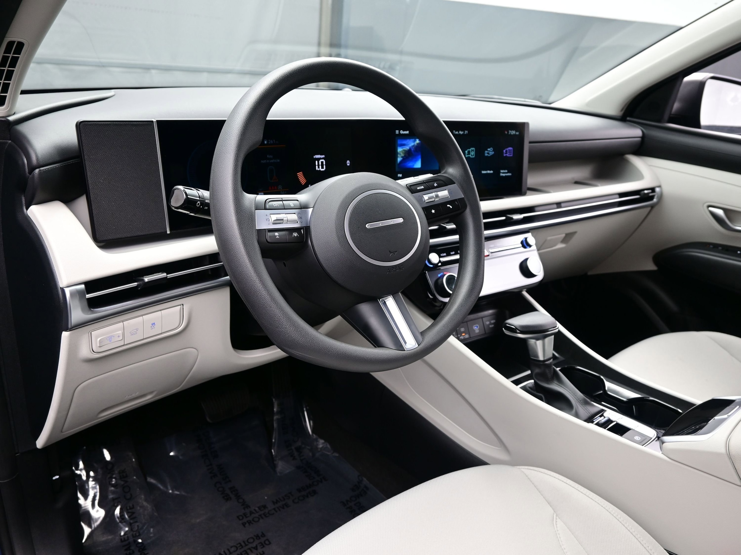 2026 Hyundai Tucson SEL - Photo 13