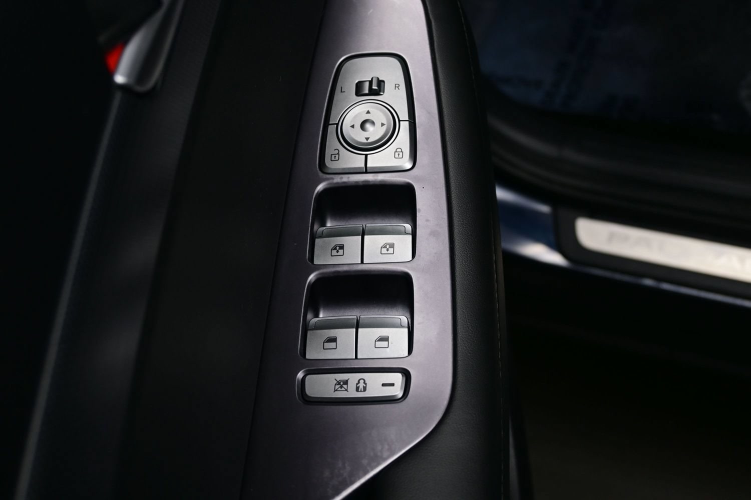 2023 Hyundai Palisade Limited - Photo 10