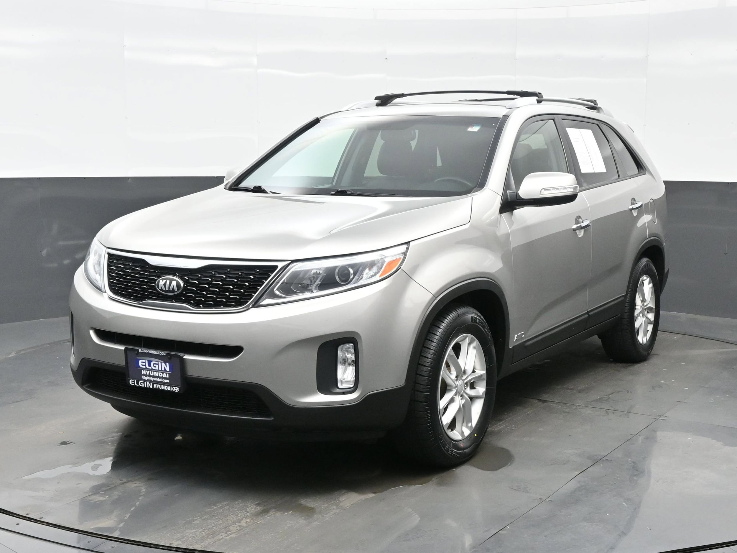 2014 Kia Sorento LX's photo