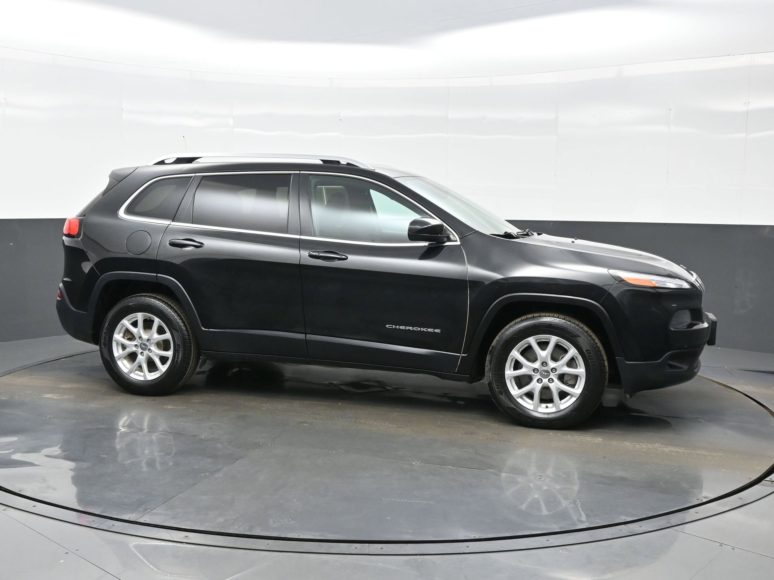 2016 Jeep Cherokee Latitude - Photo 6