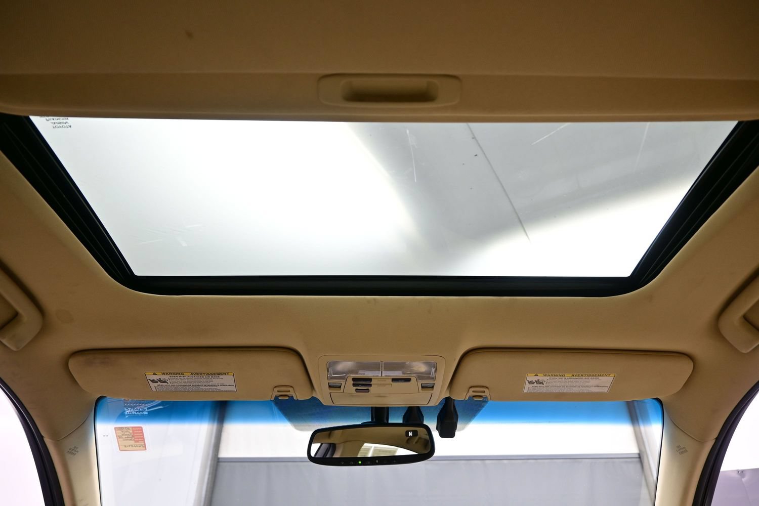 2014 Toyota Avalon Limited Hybrid - Photo 18