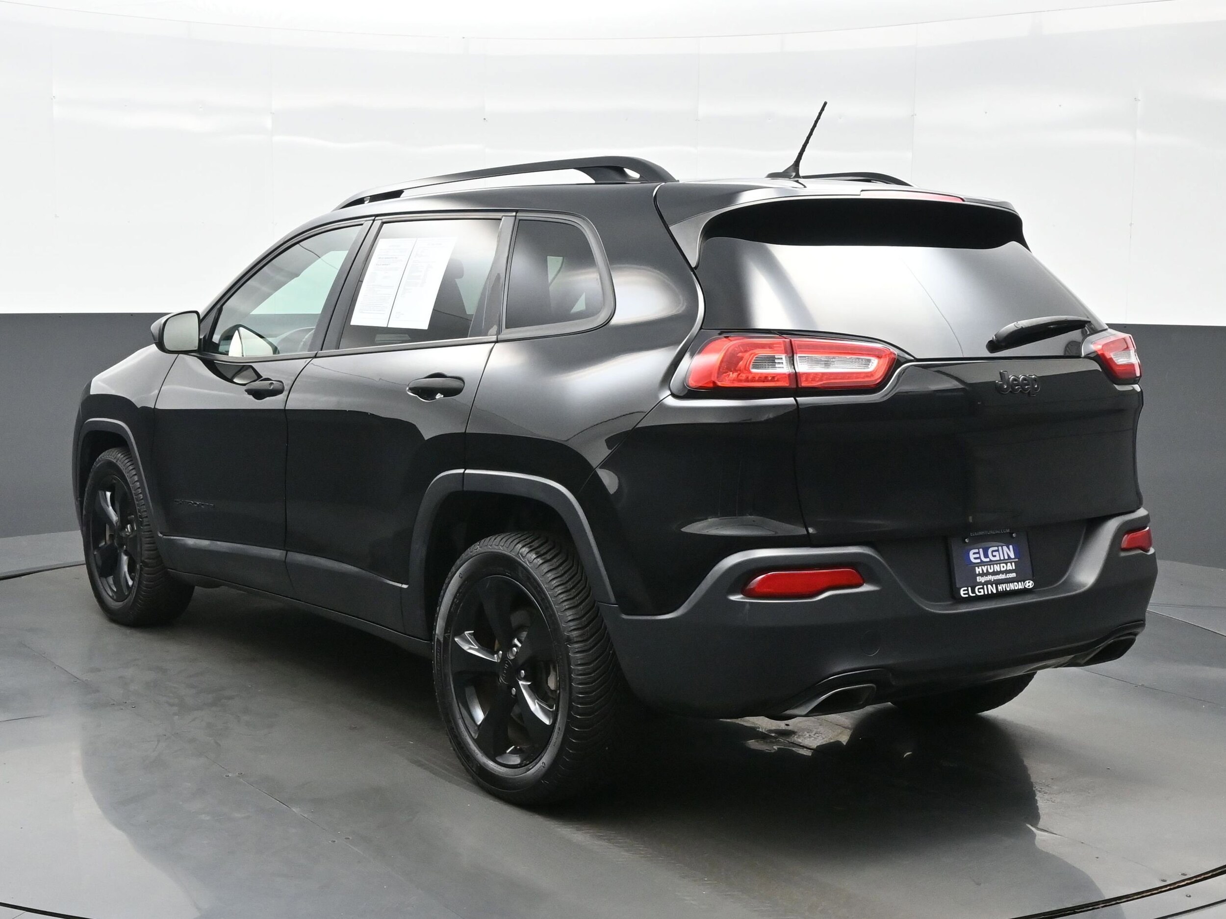 2017 Jeep Cherokee Altitude photo 4