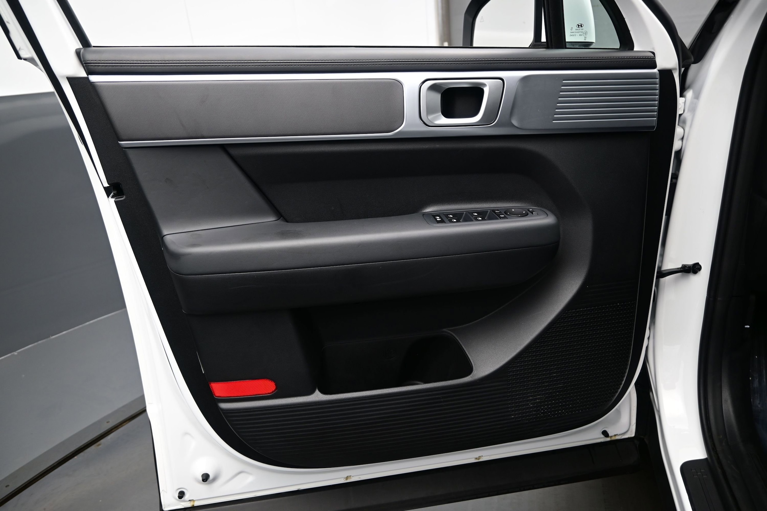 2026 Hyundai Santa Fe SE - Photo 9