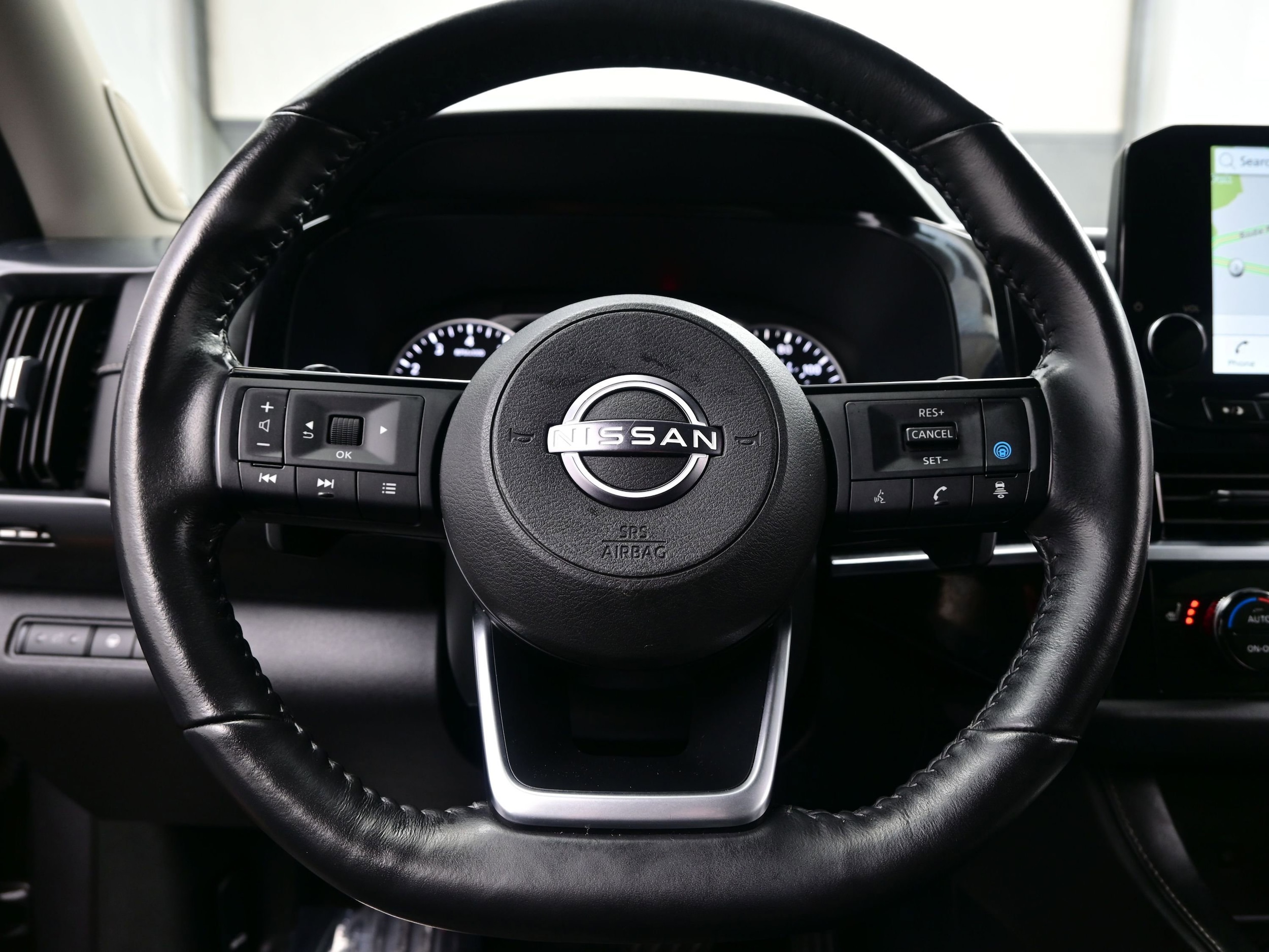 2023 Nissan Pathfinder SL - Photo 26