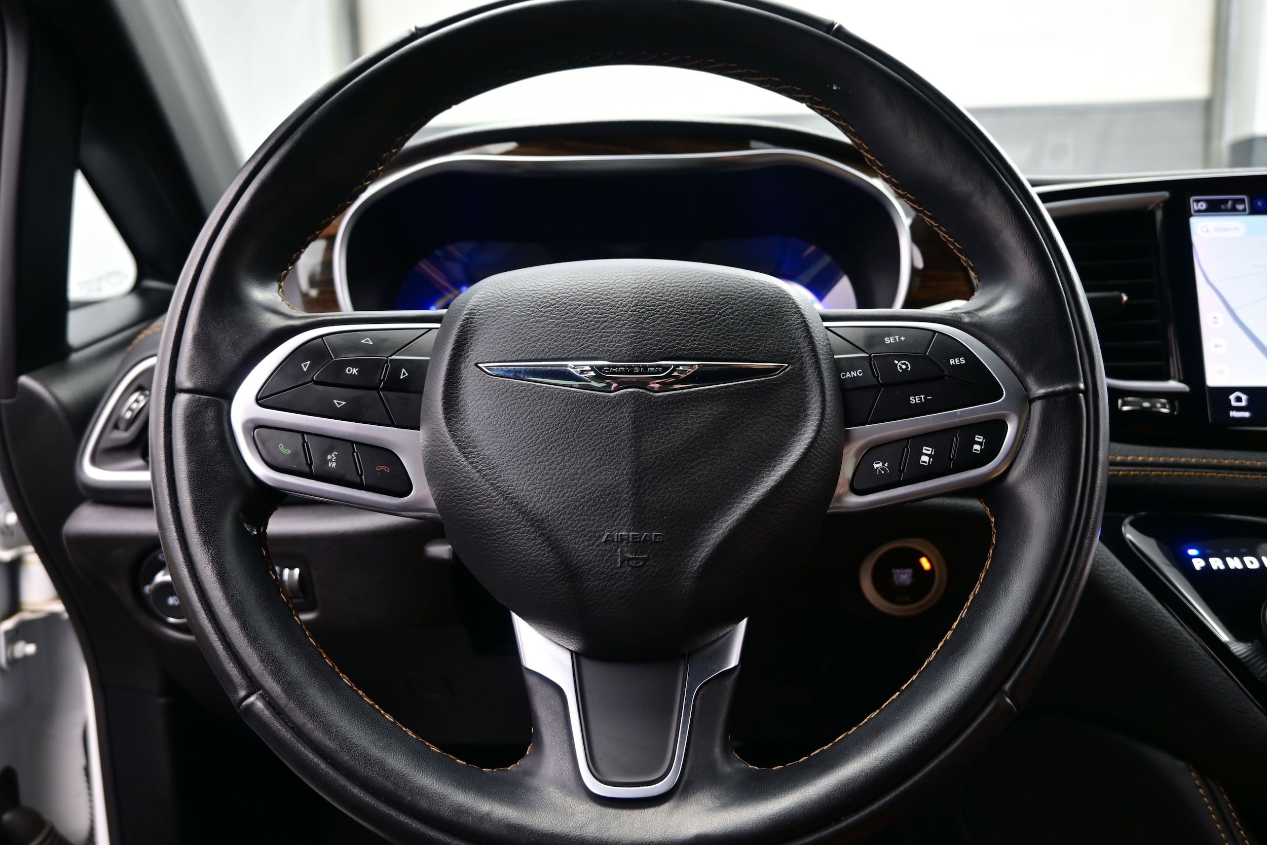 2022 Chrysler Pacifica Hybrid Pinnacle Hybrid - Photo 25