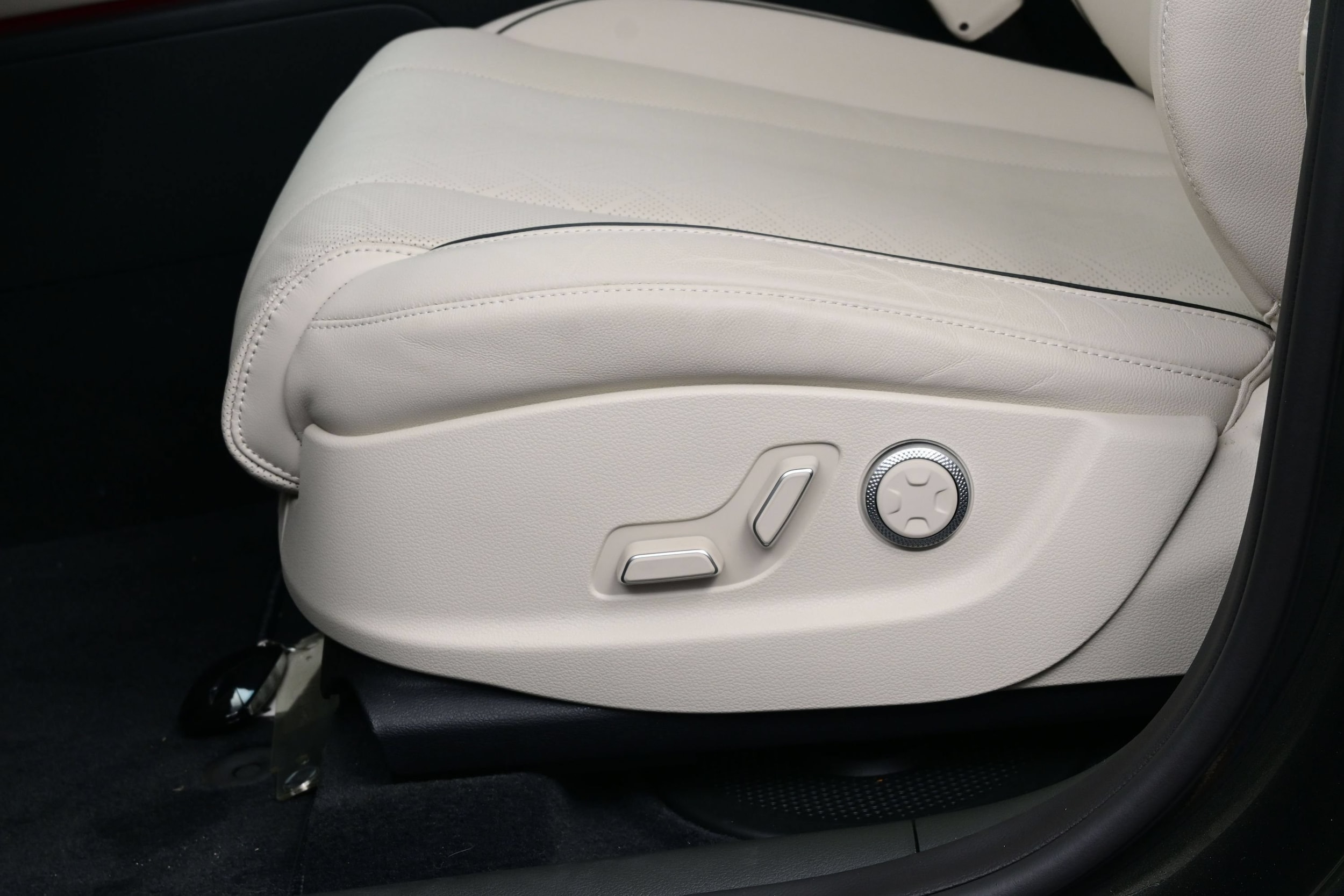 2026 GENESIS GV80 Advanced - Photo 11