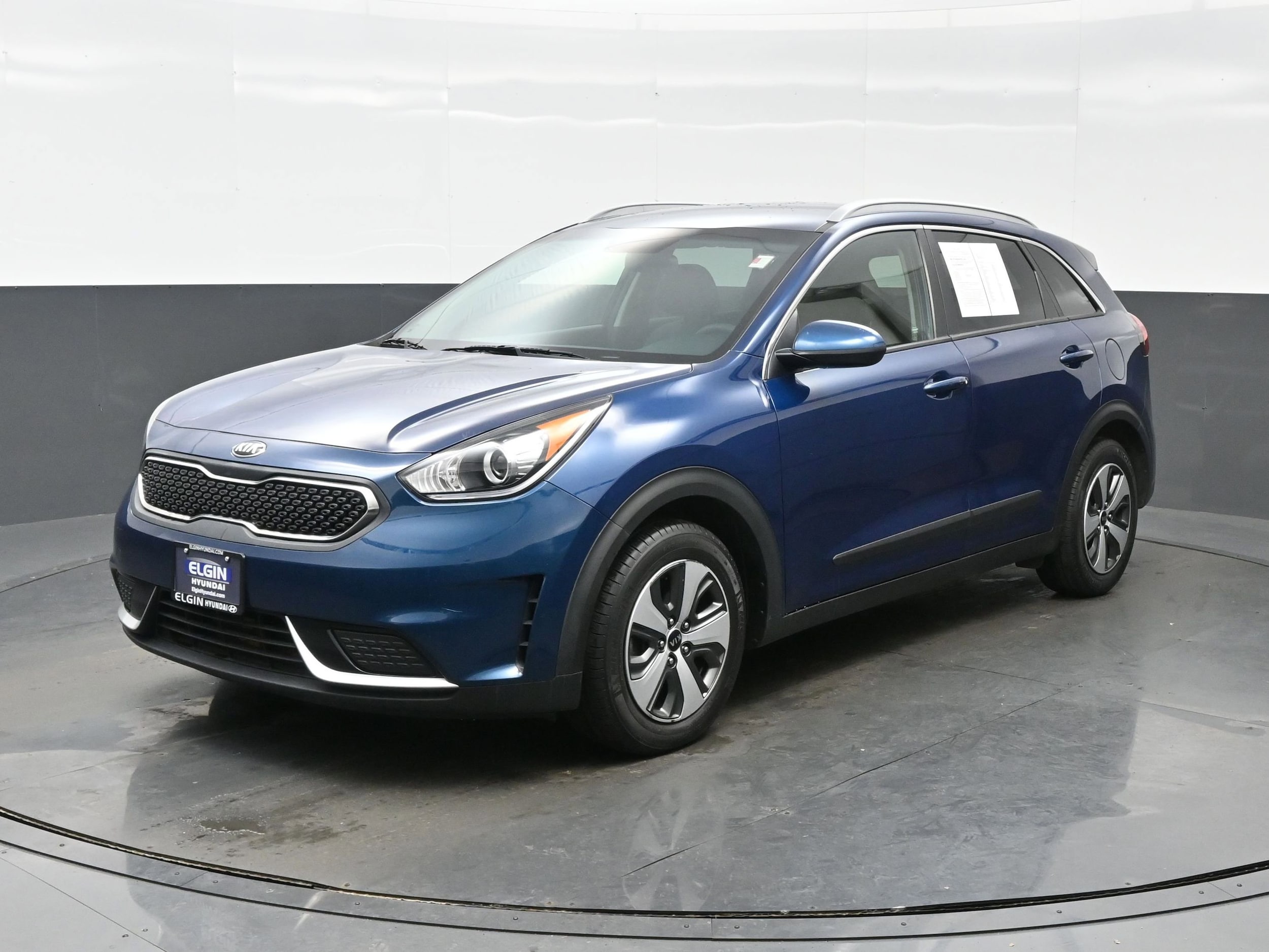 Used 2017 Kia Niro LX with VIN KNDCB3LC4H5099676 for sale in Bartlett, IL