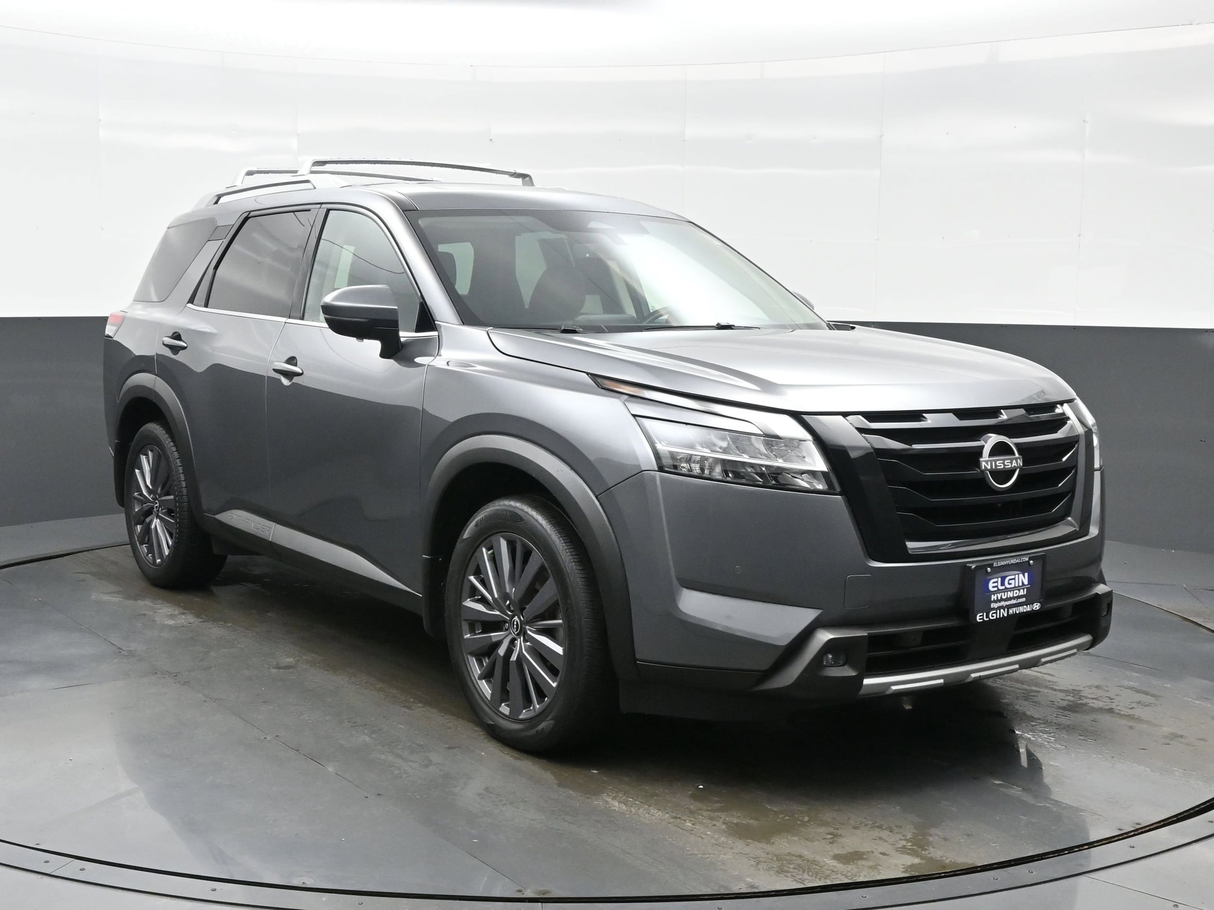 2023 Nissan Pathfinder SL - Photo 8