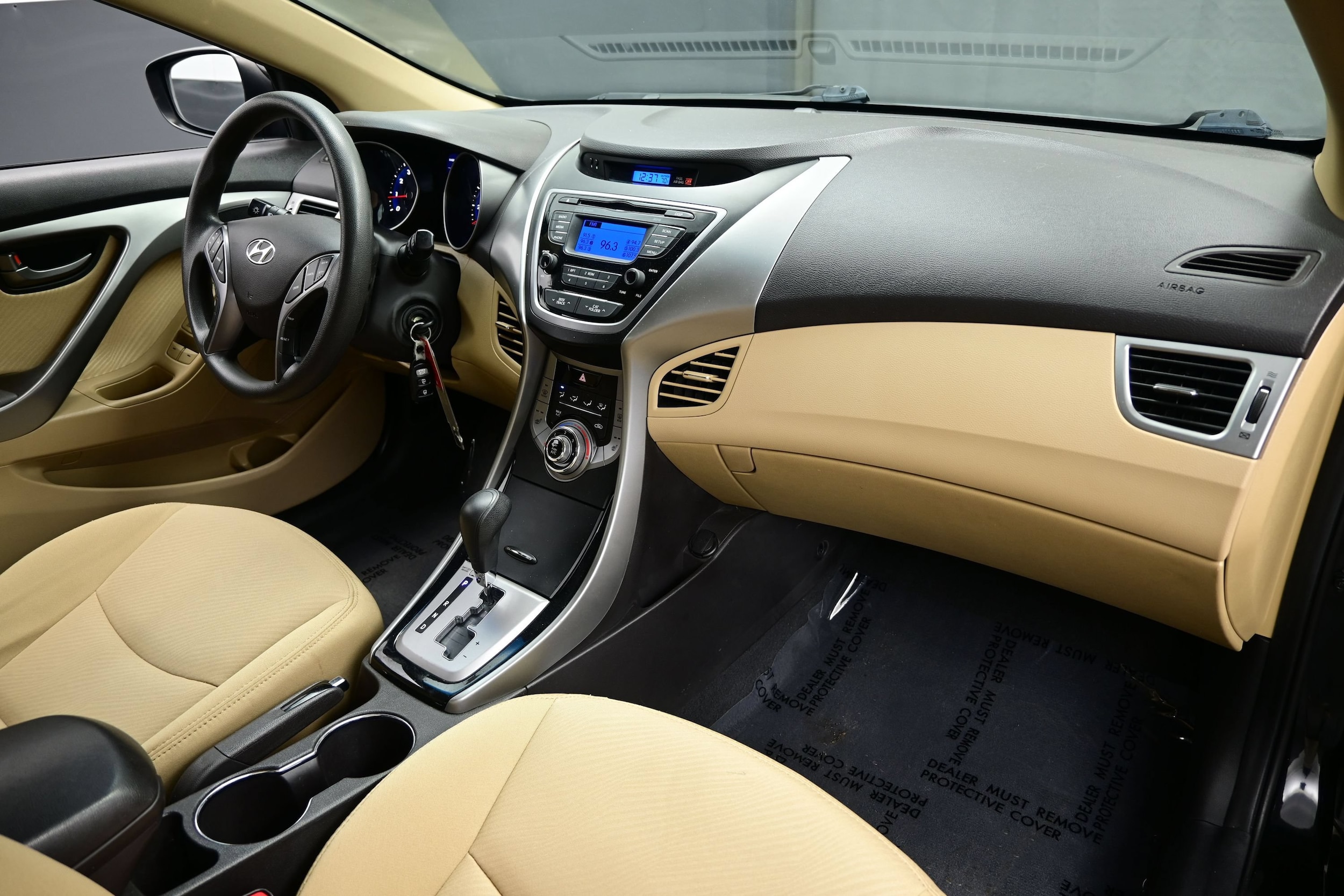2013 Hyundai Elantra GLS - Photo 14
