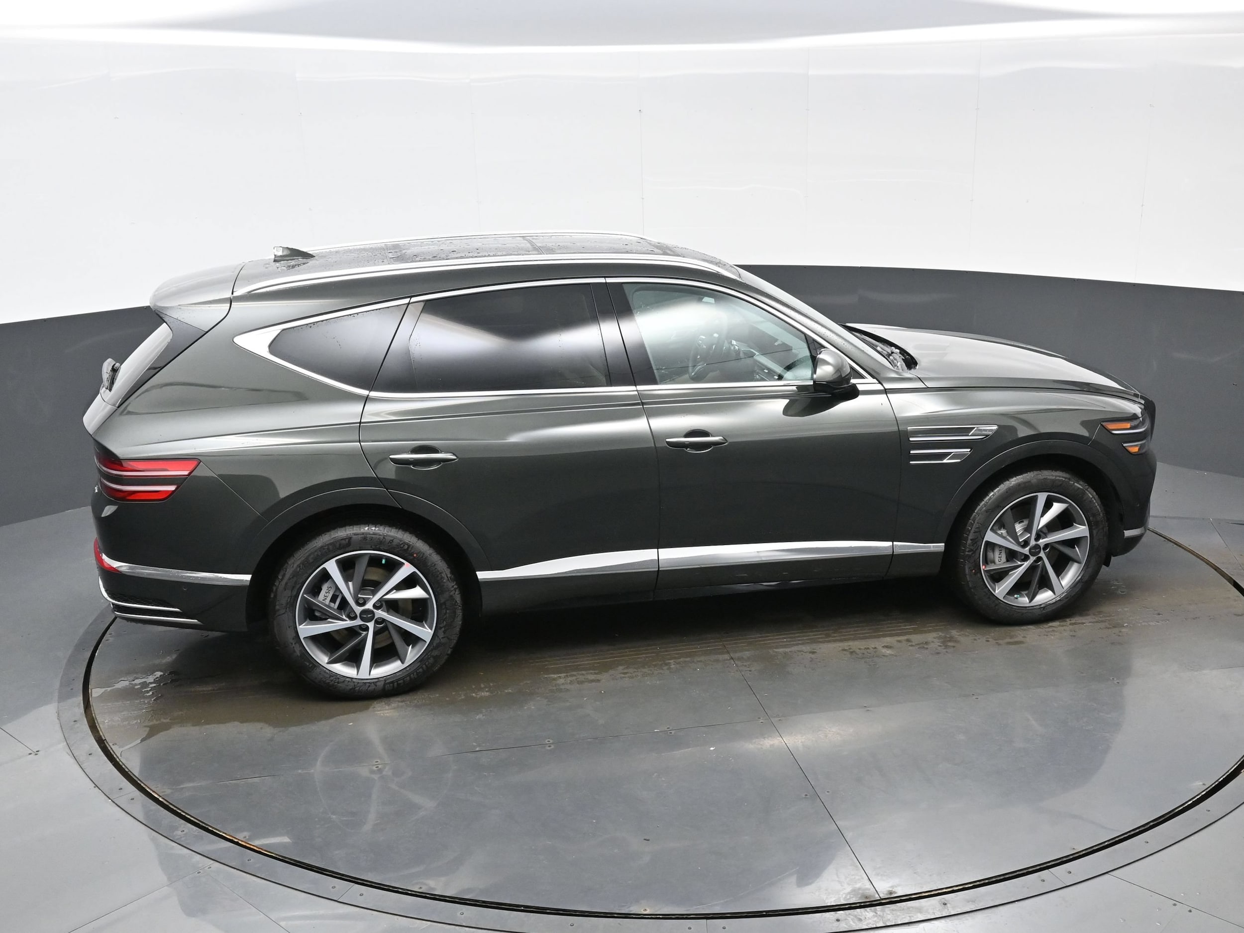 2026 GENESIS GV80 23