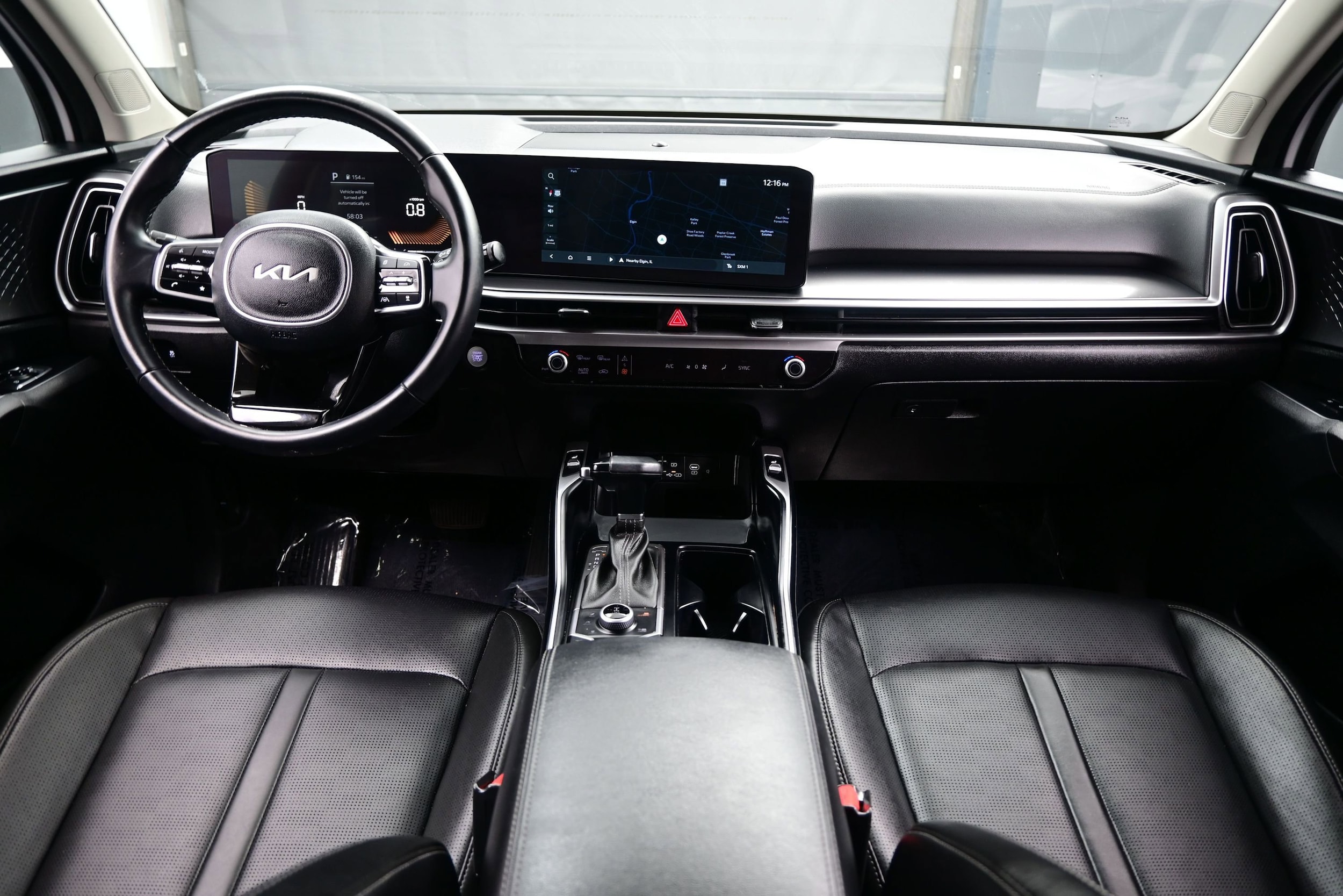 2024 Kia Sorento S - Photo 18
