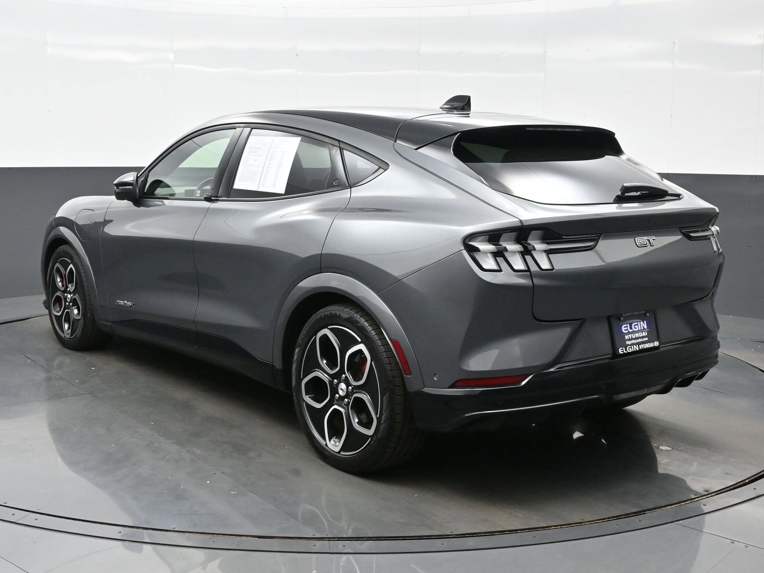 2023 Ford Mustang Mach-E GT photo 4