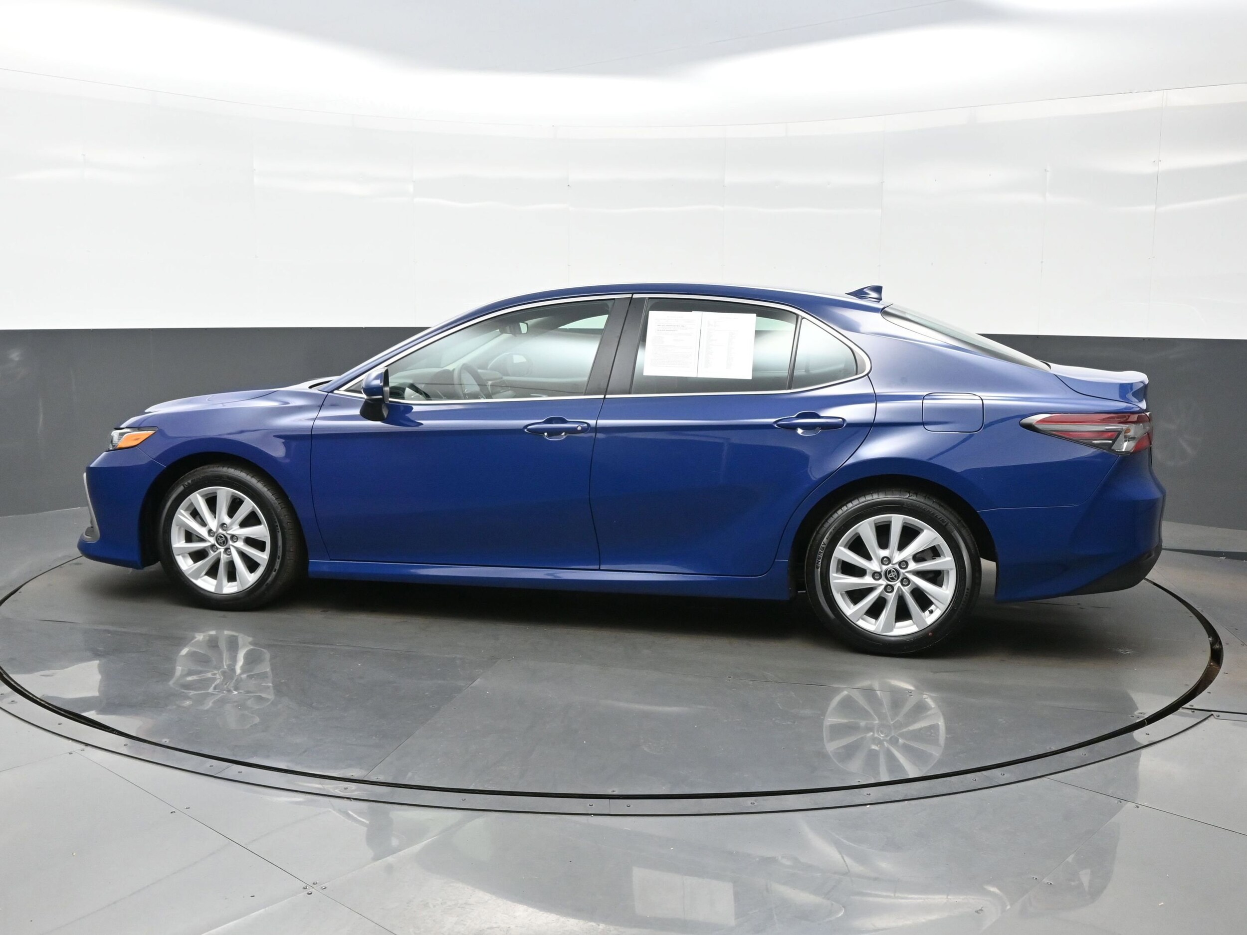 2024 Toyota Camry LE photo 3
