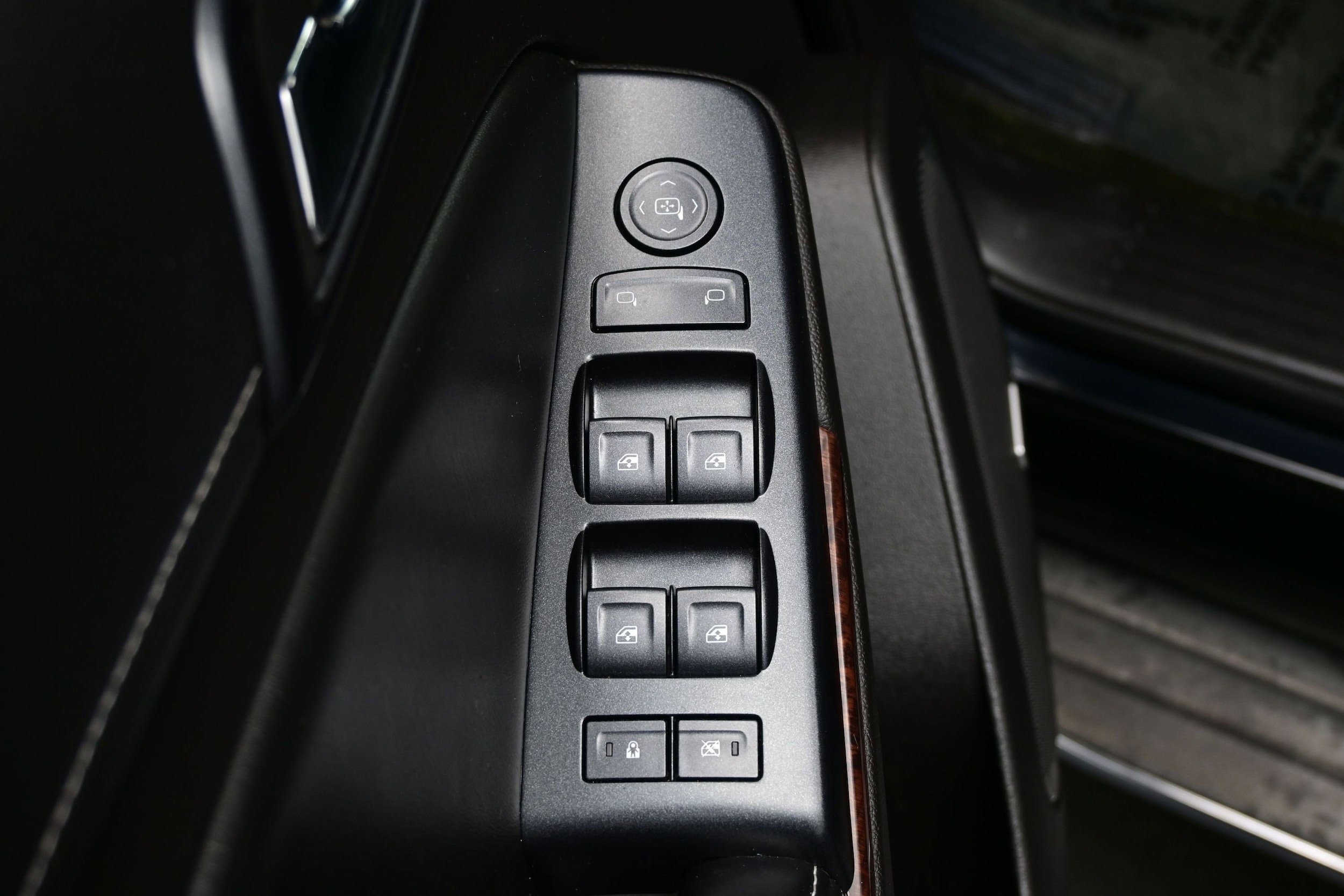 2015 GMC Yukon SLE - Photo 10