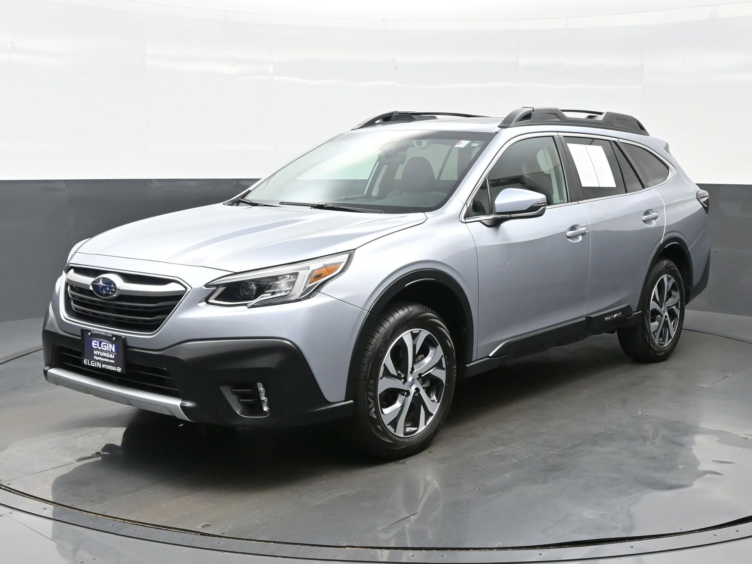 2022 Subaru Outback Limited photo 2