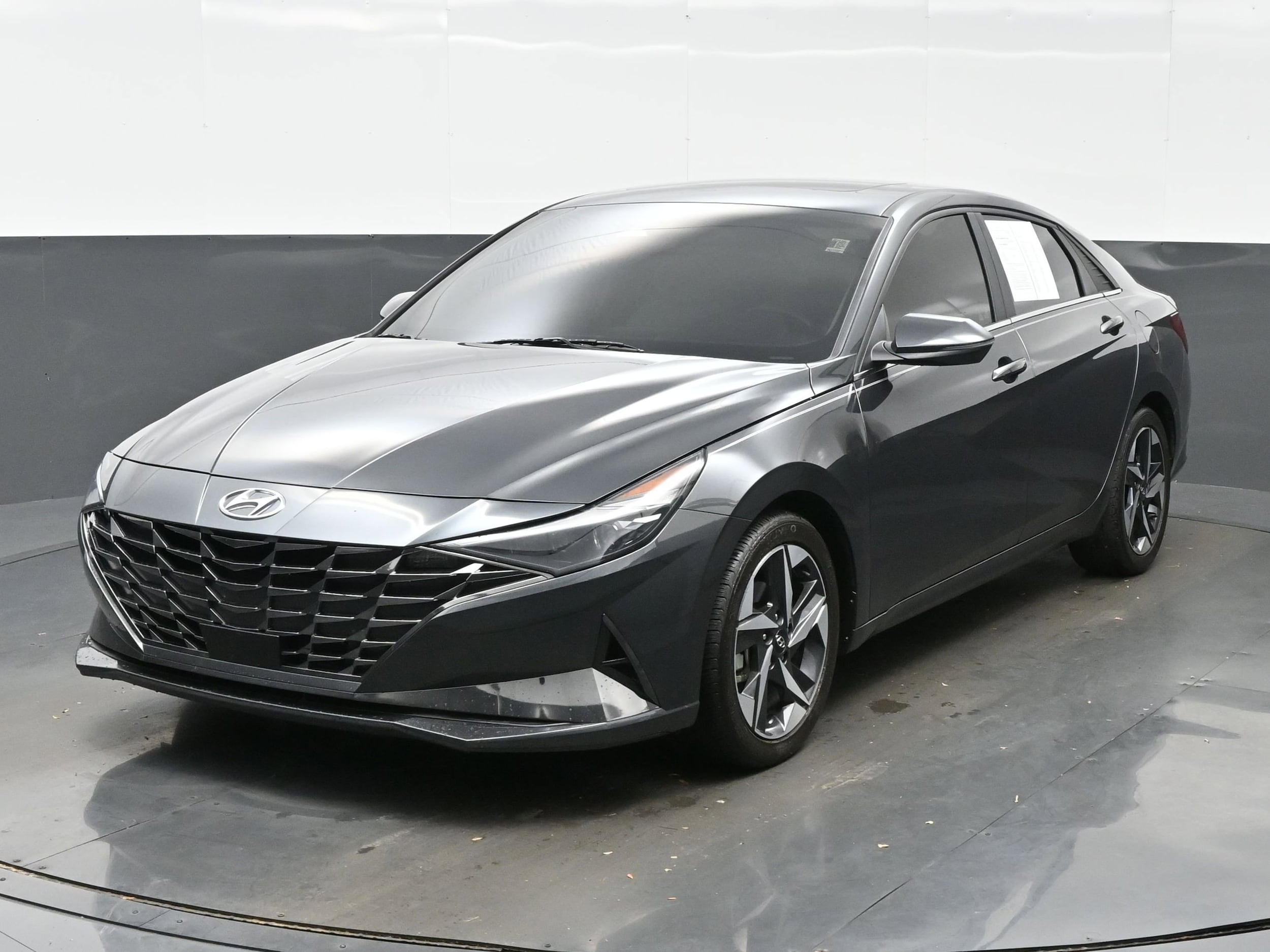 2023 Hyundai Elantra Sedan 