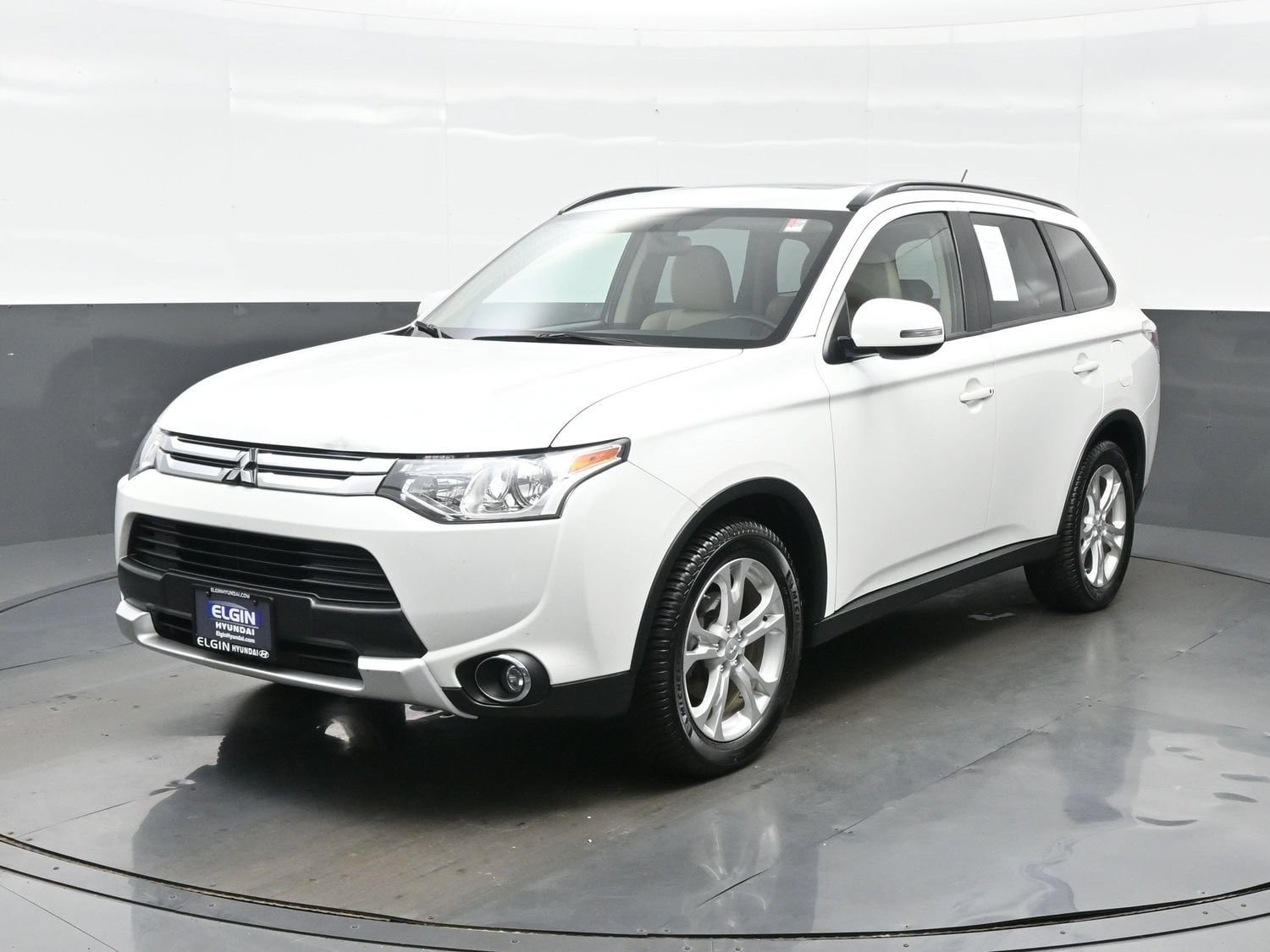 Used 2015 Mitsubishi Outlander SE with VIN JA4AZ3A32FZ001623 for sale in Bartlett, IL