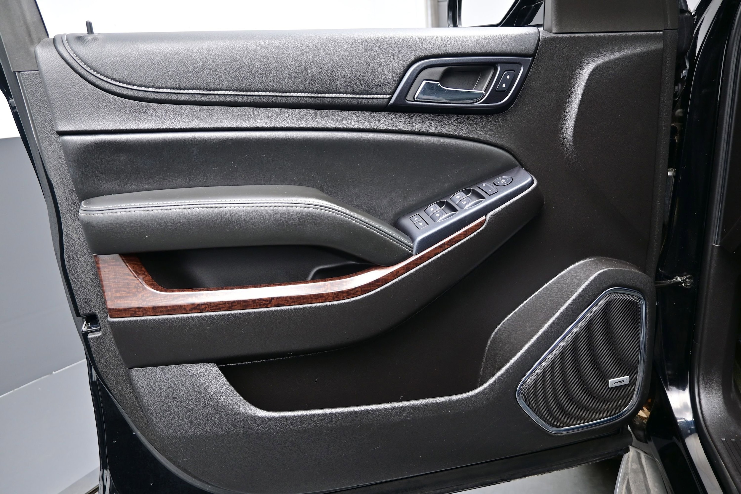 2015 GMC Yukon SLE - Photo 9
