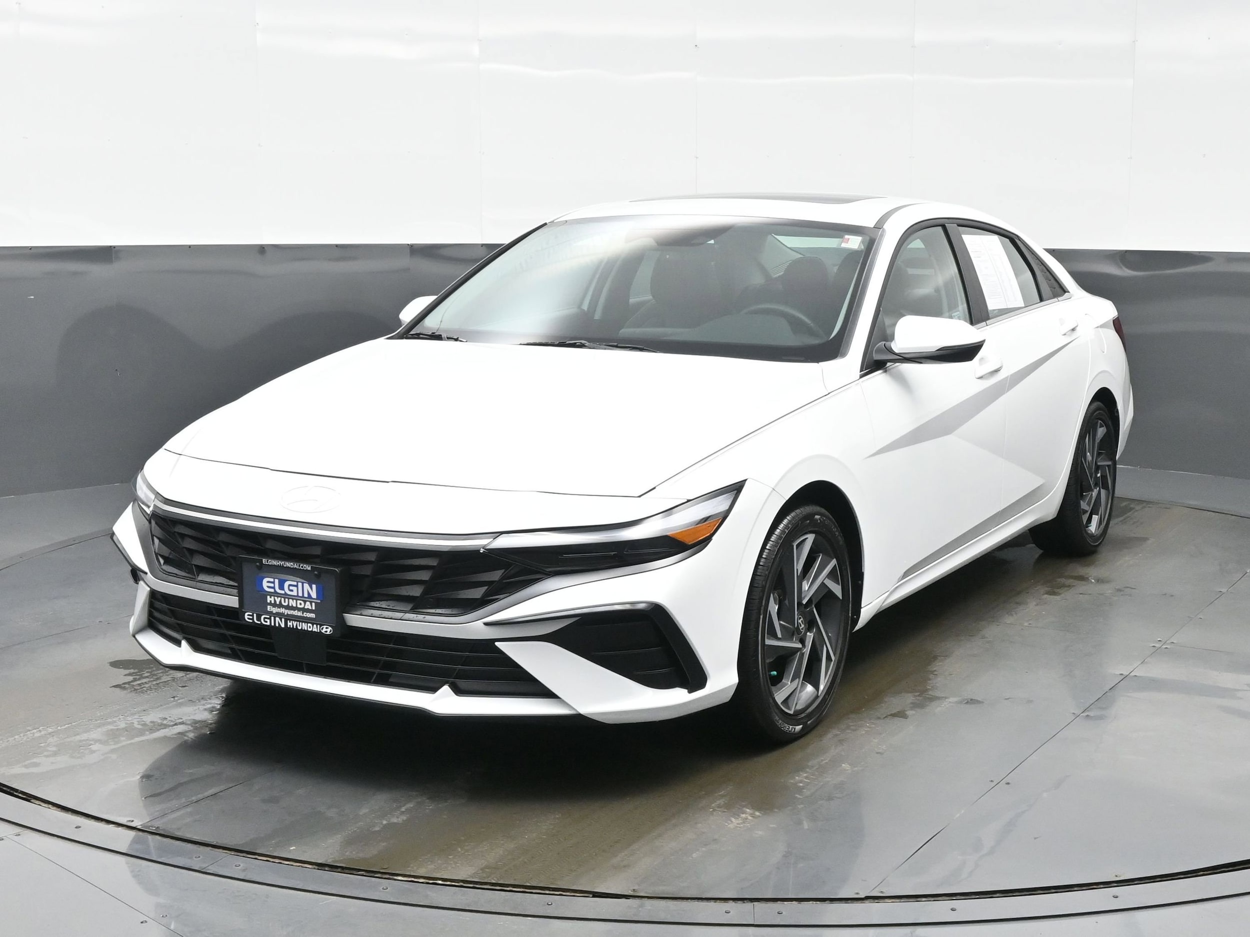 2025 Hyundai Elantra Hybrid Sedan 