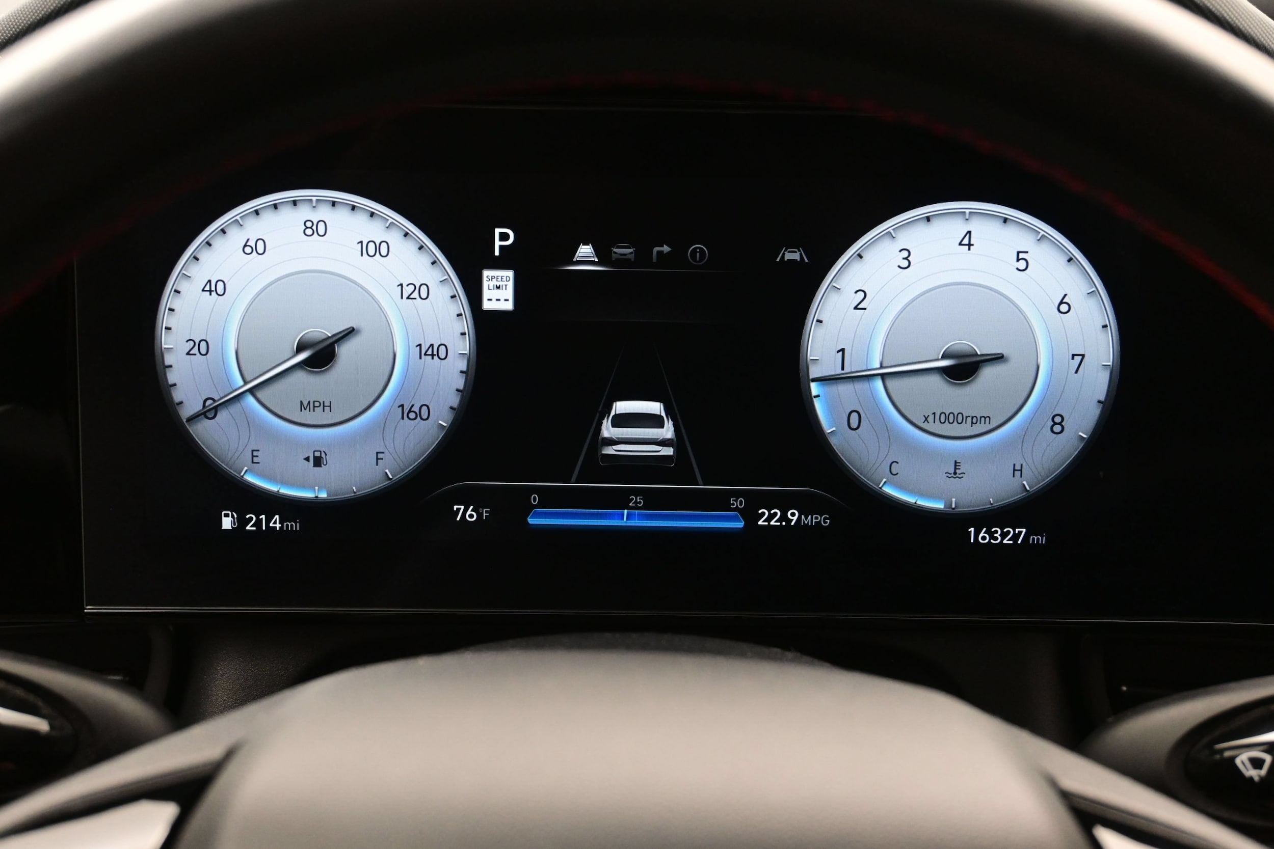 2025 Hyundai Elantra N Line - Photo 25