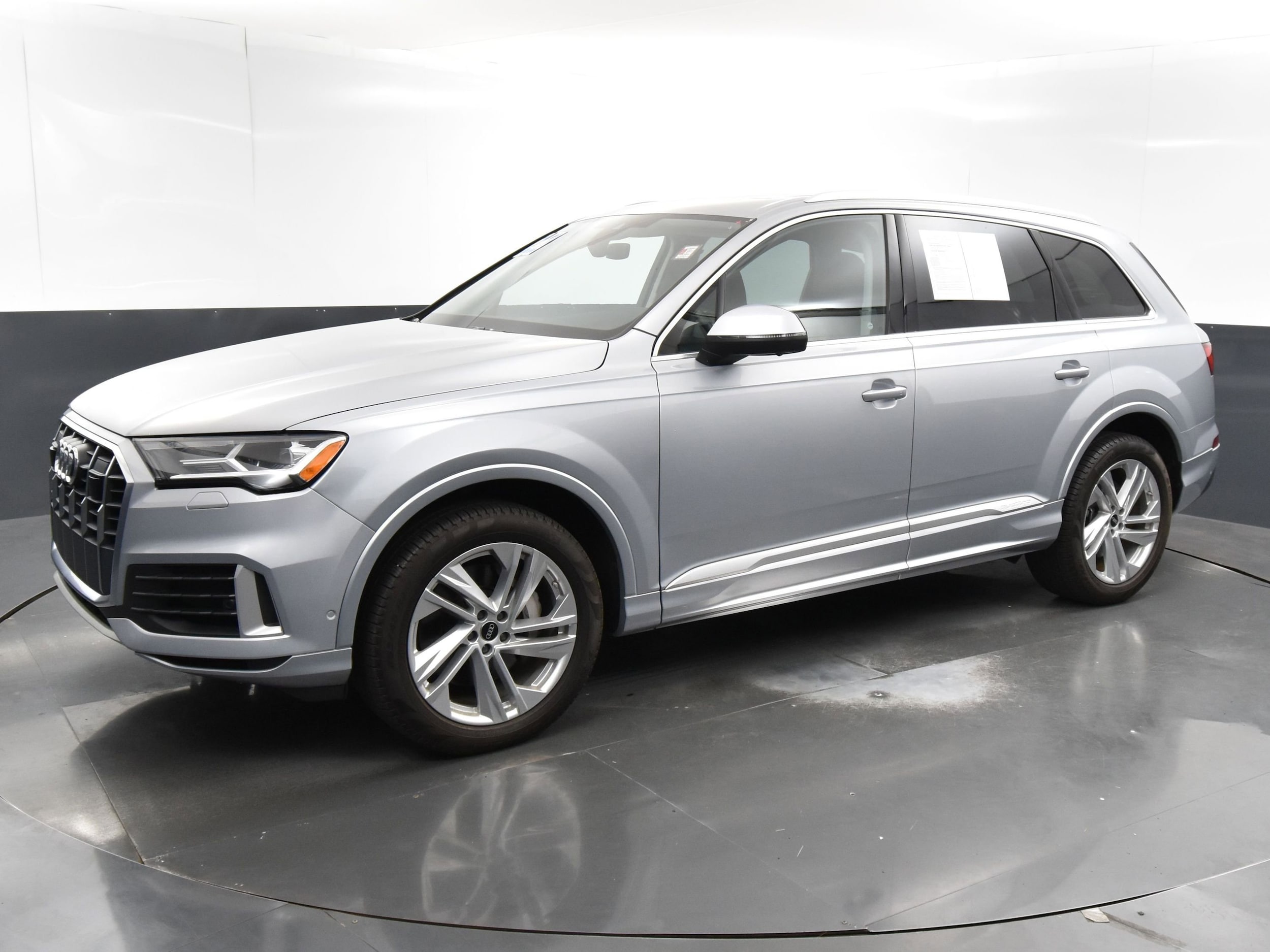 Used 2022 Audi Q7 Premium Plus with VIN WA1LXBF7XND014667 for sale in Bartlett, IL