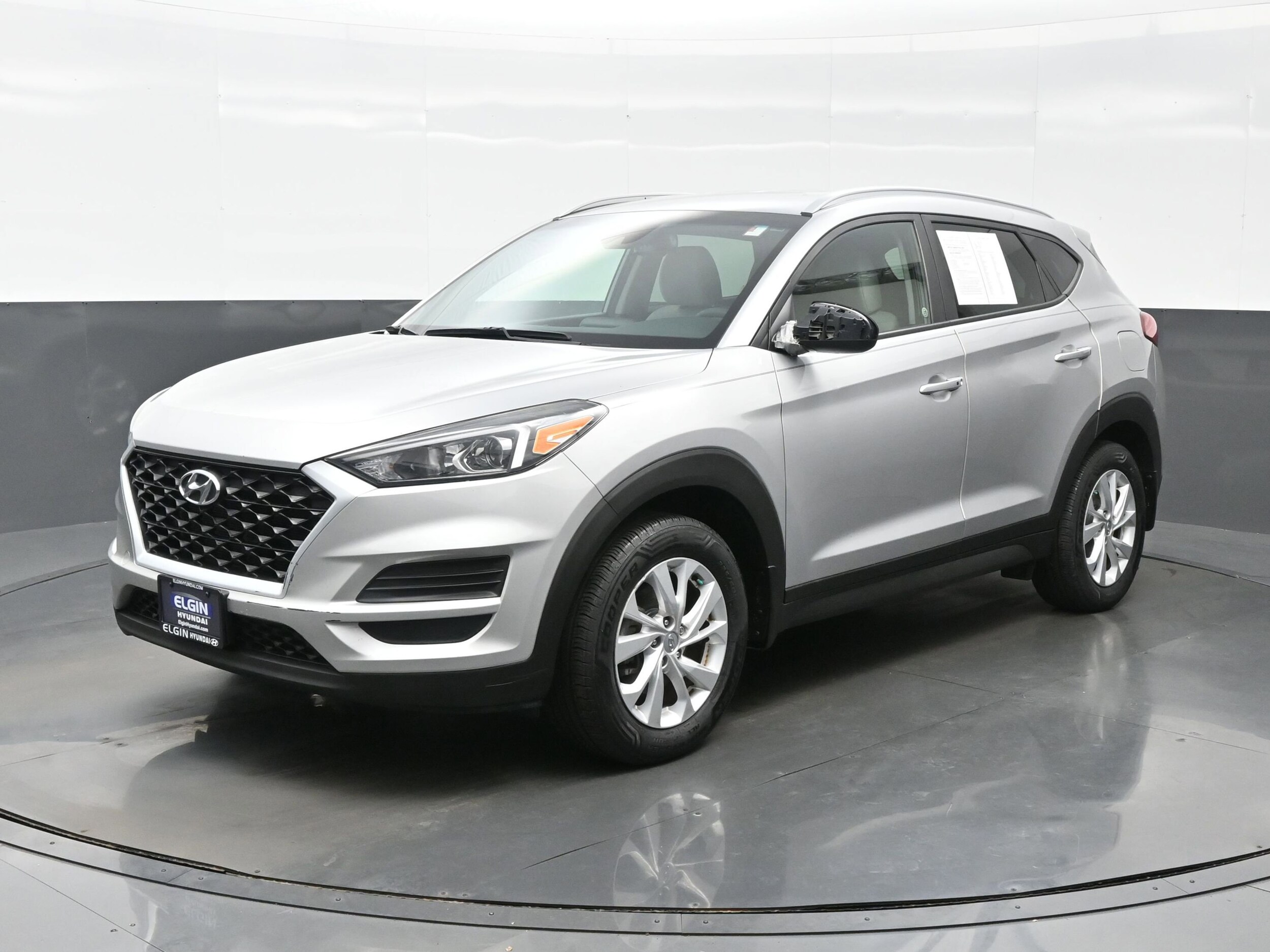 2020 Hyundai Tucson Value photo 2