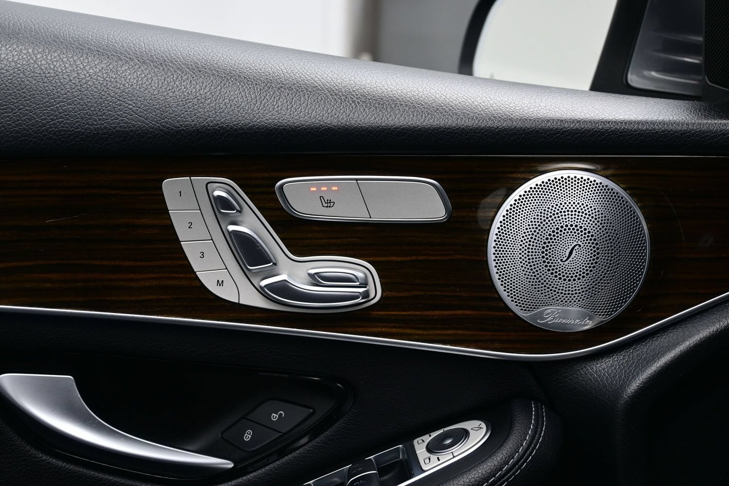 2019 Mercedes-Benz GLC GLC300 - Photo 11