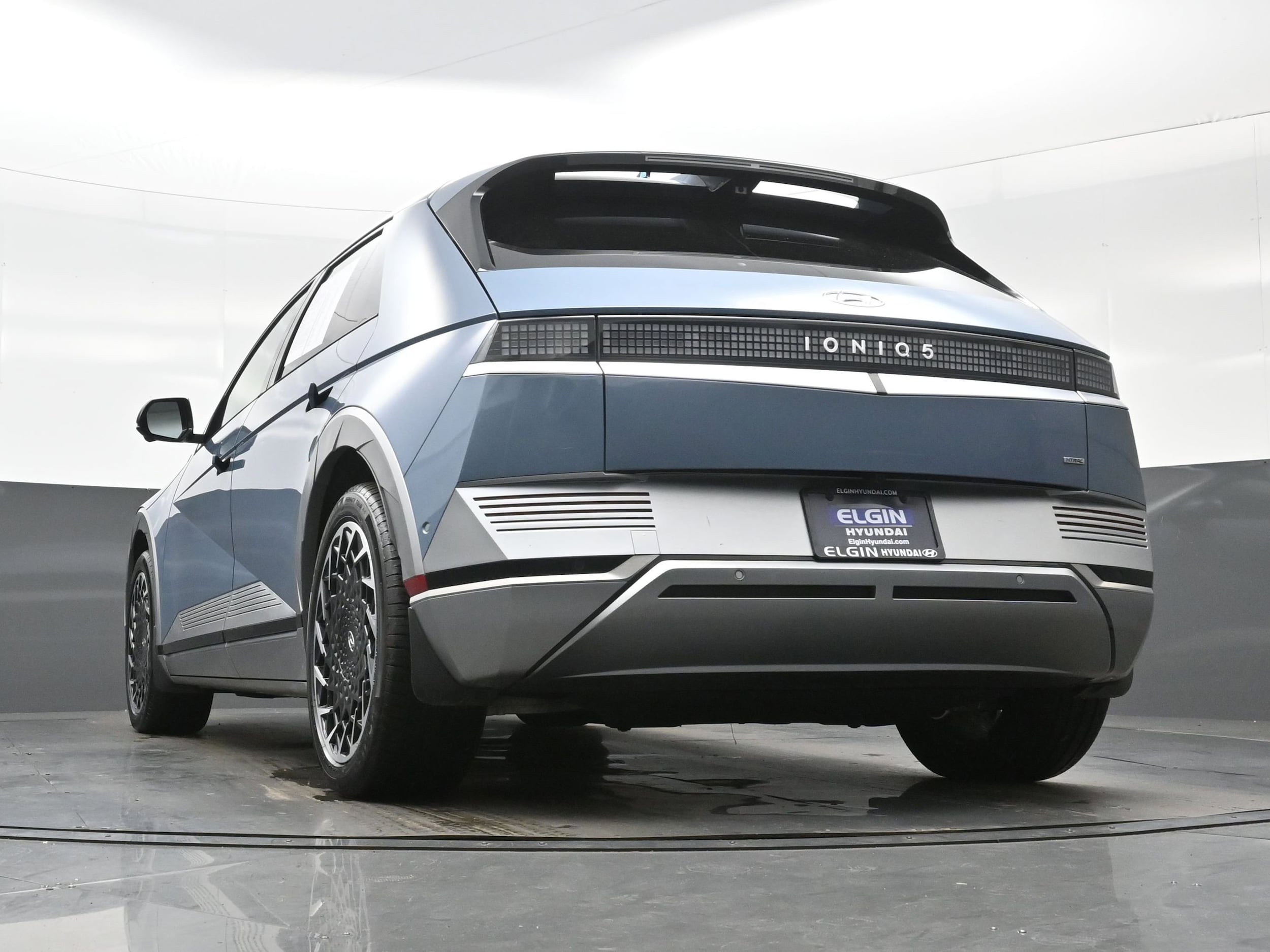 2024 Hyundai IONIQ 5 Limited - Photo 30