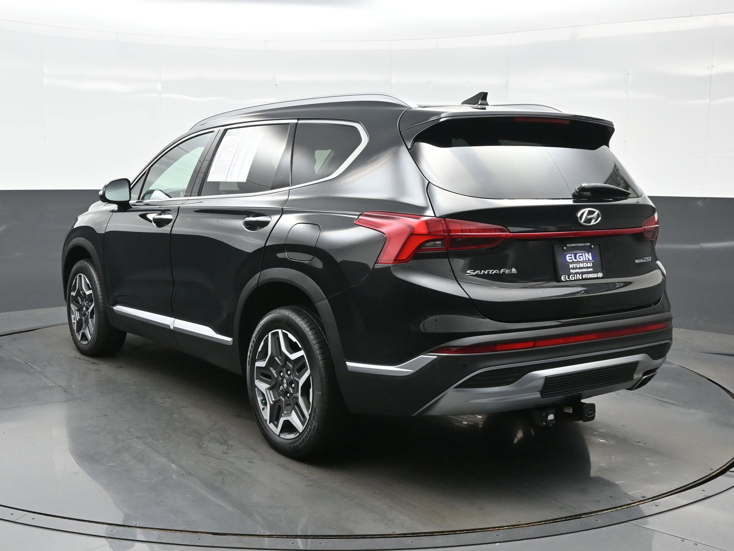 2023 Hyundai Santa Fe Limited photo 2