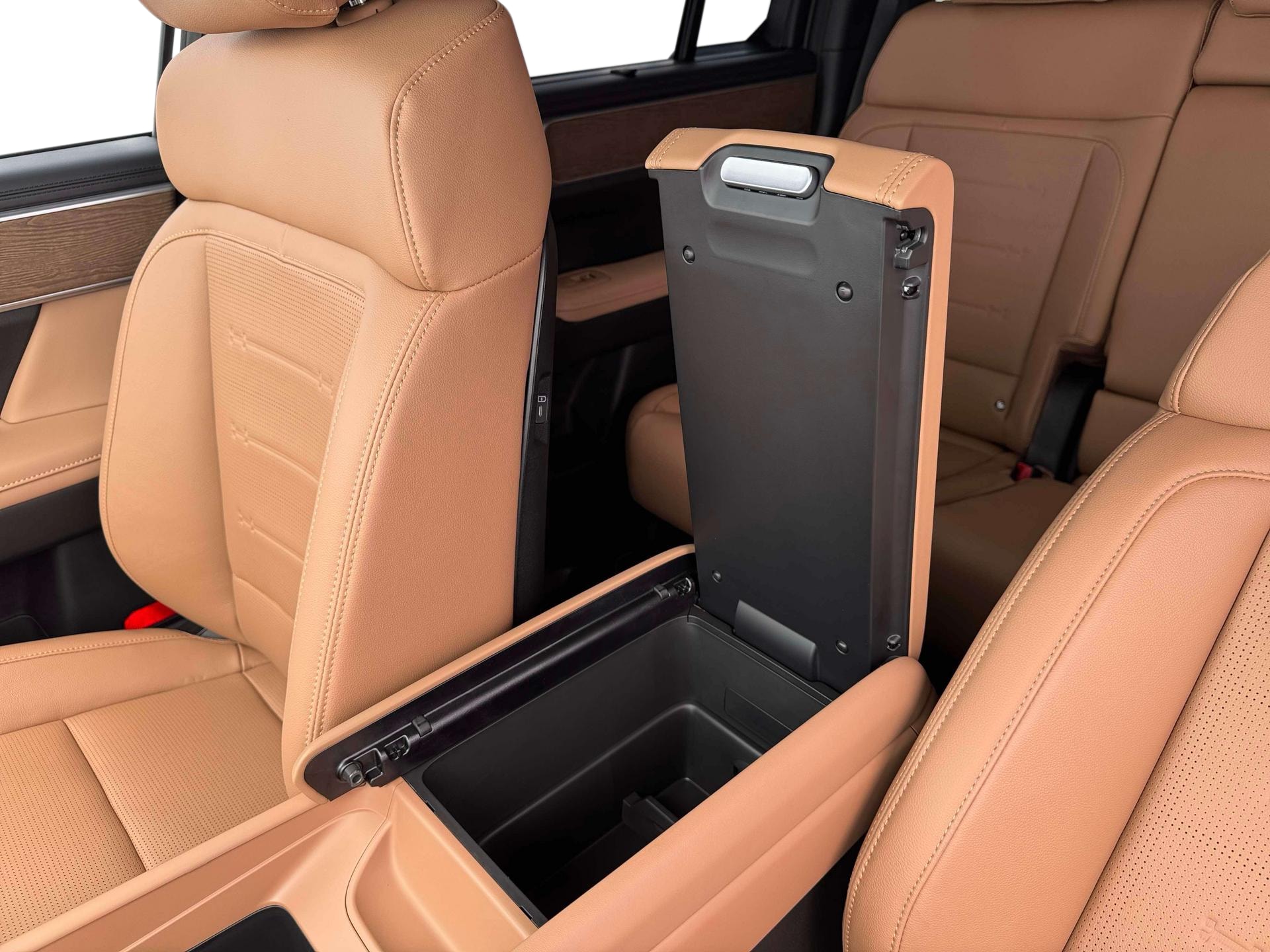 2026 Hyundai Santa Fe Limited - Photo 19